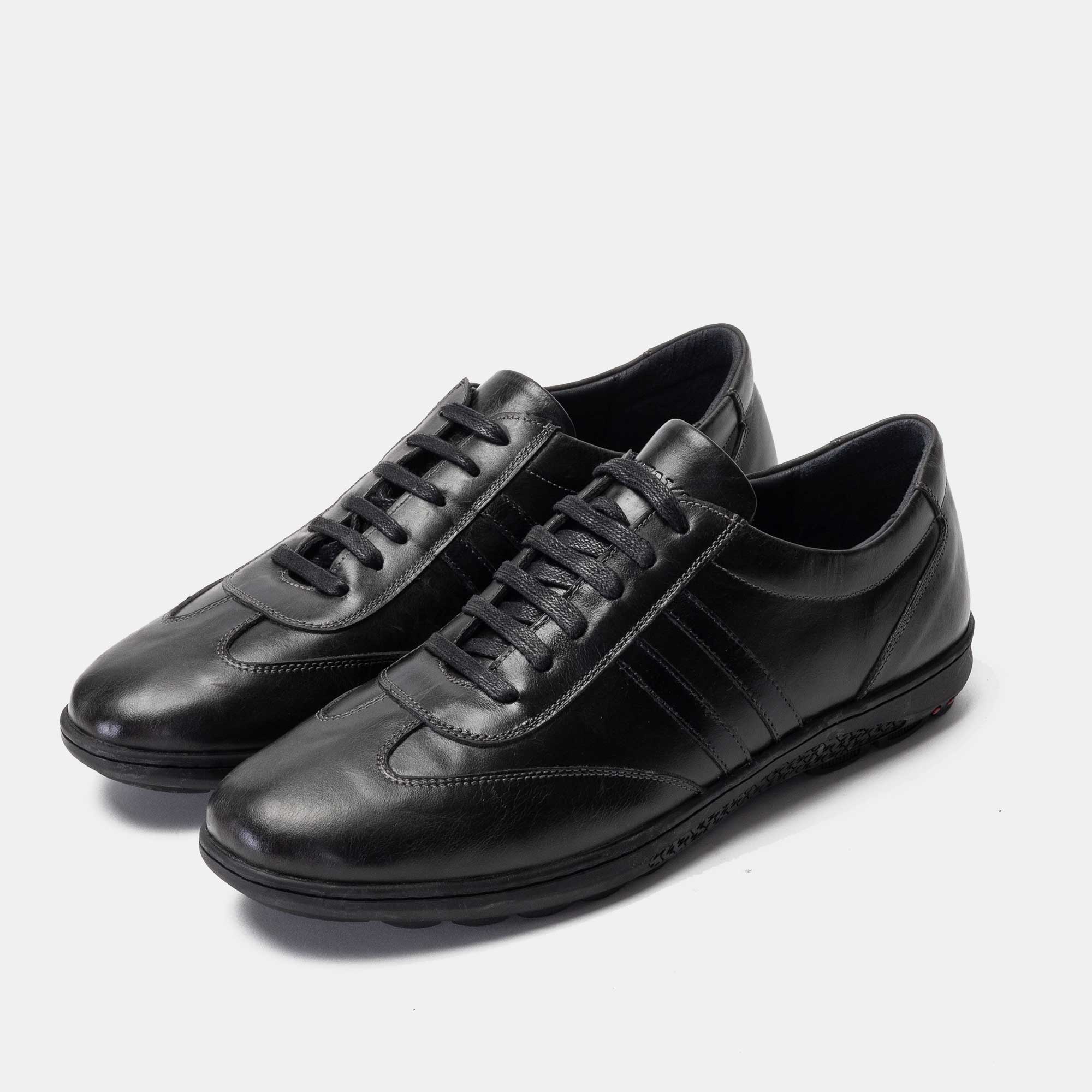 Volzak 5075 Chaussure en cuir Noir