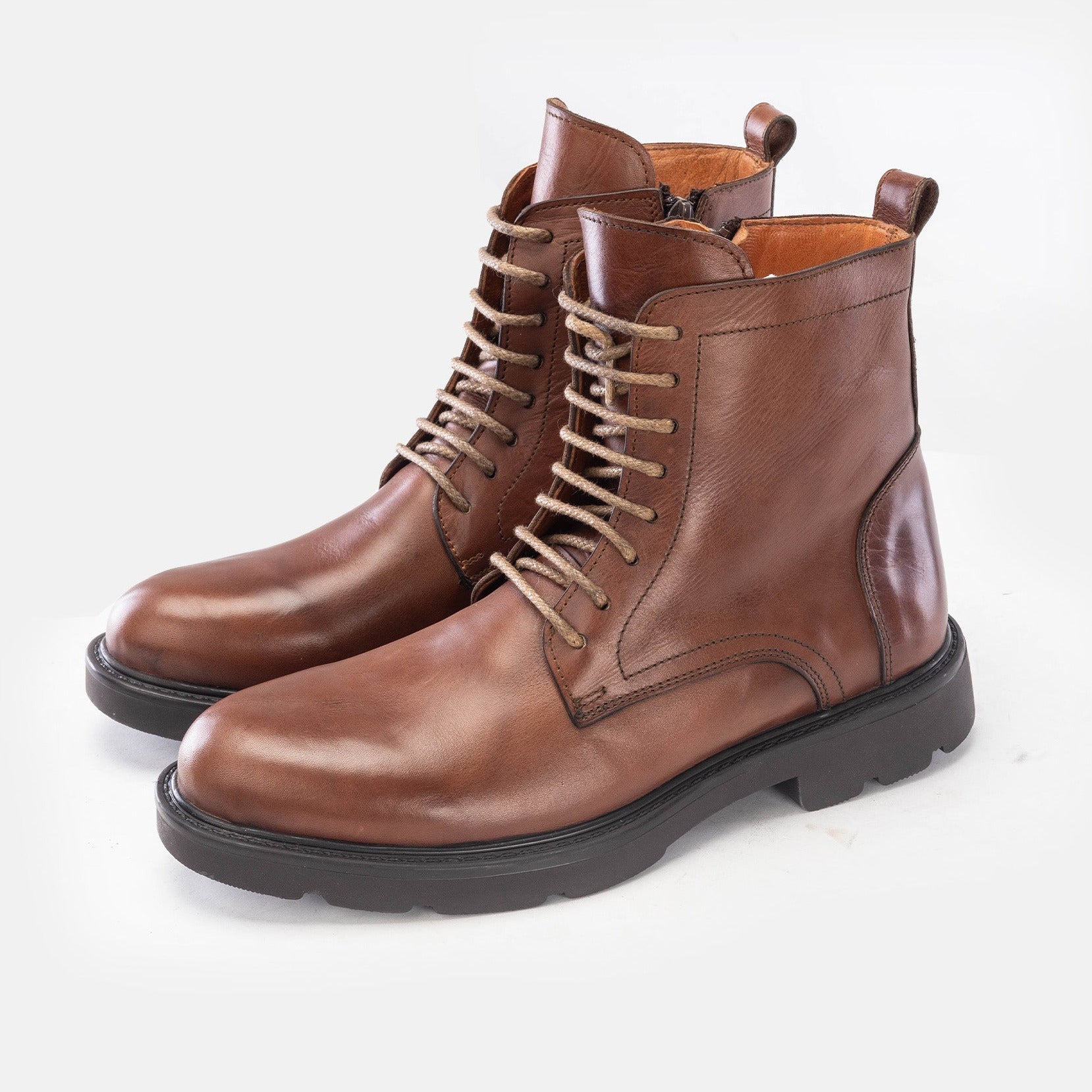 1024 Camel leather ankle boot