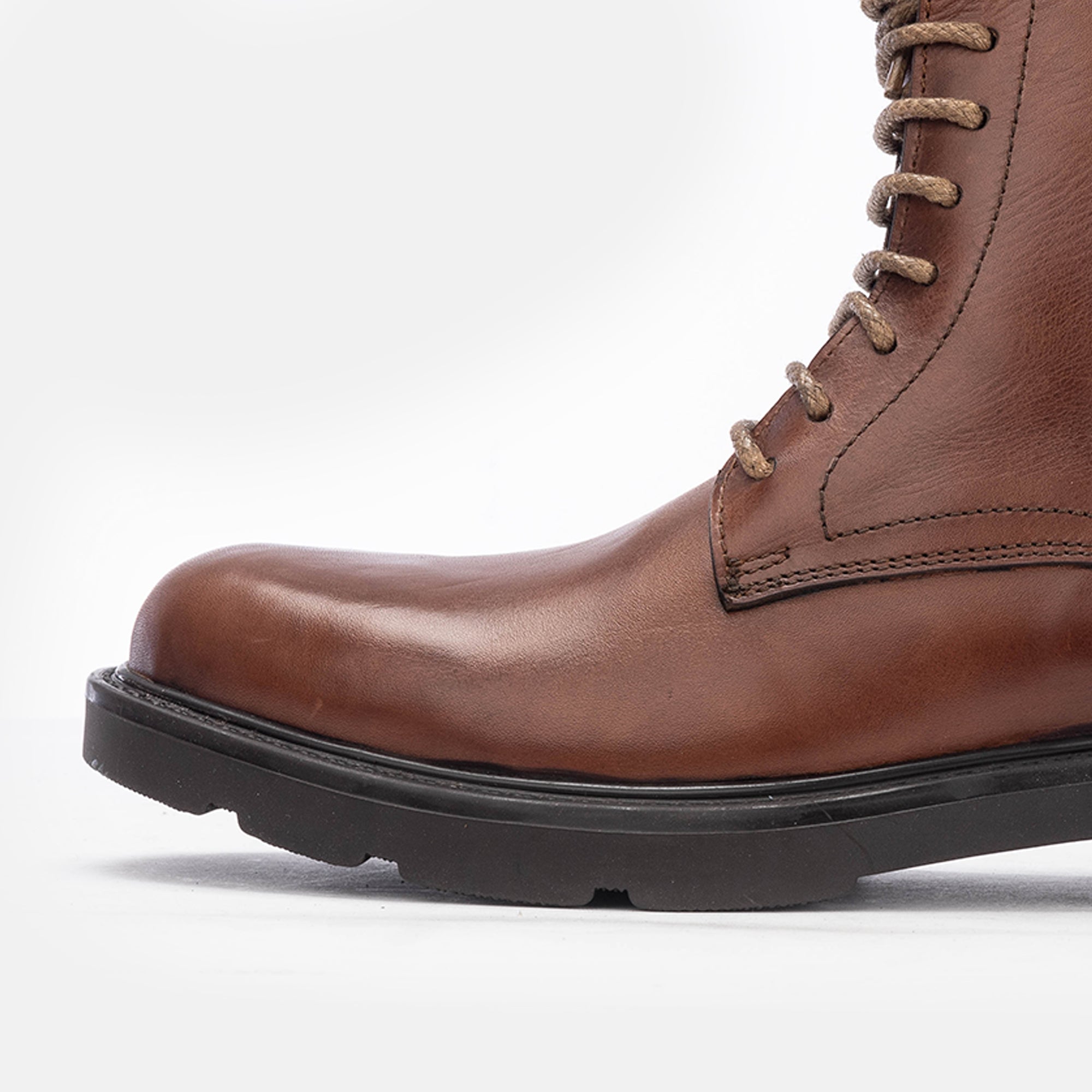 1024 Camel leather ankle boot
