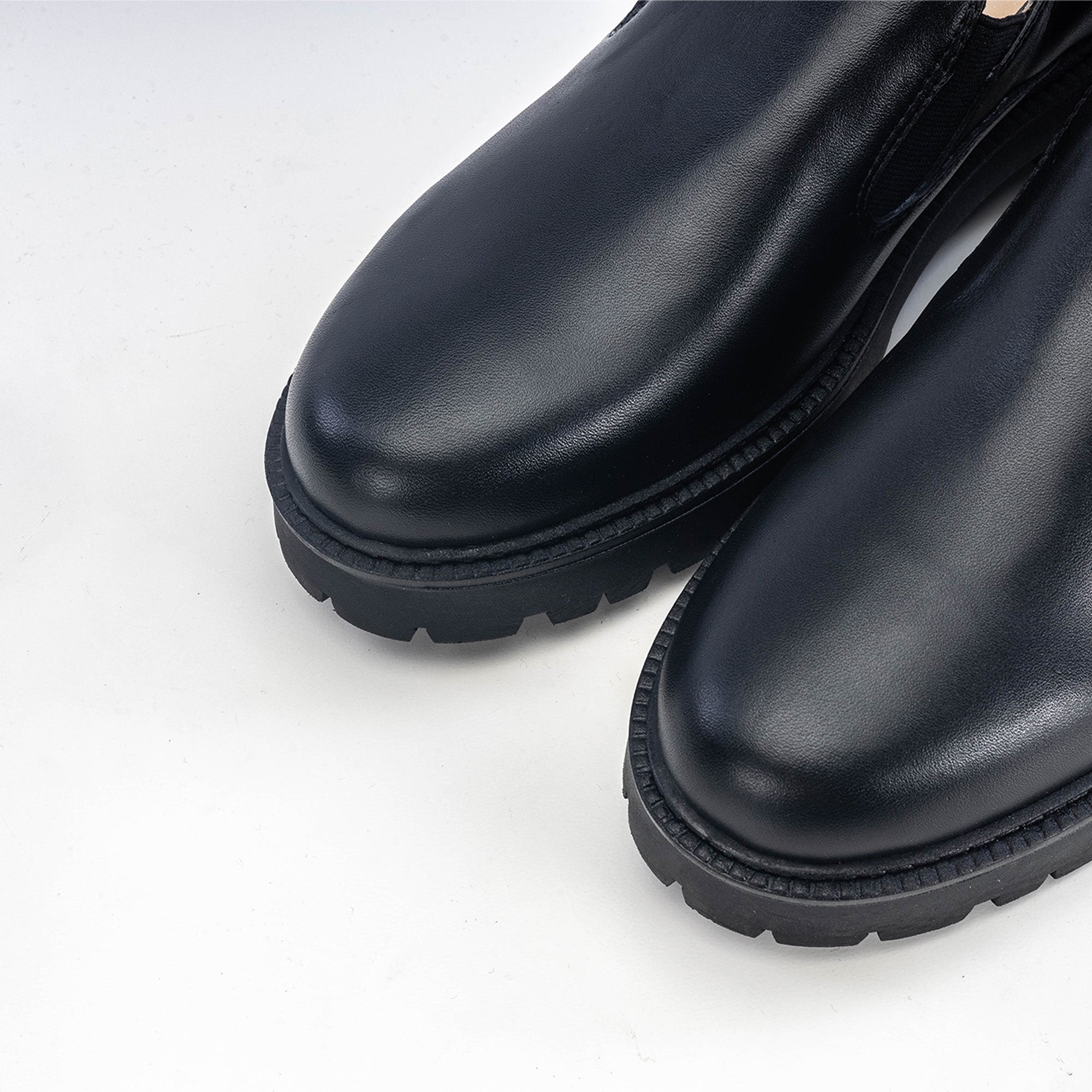 Volzak 118 Black Leather Shoe