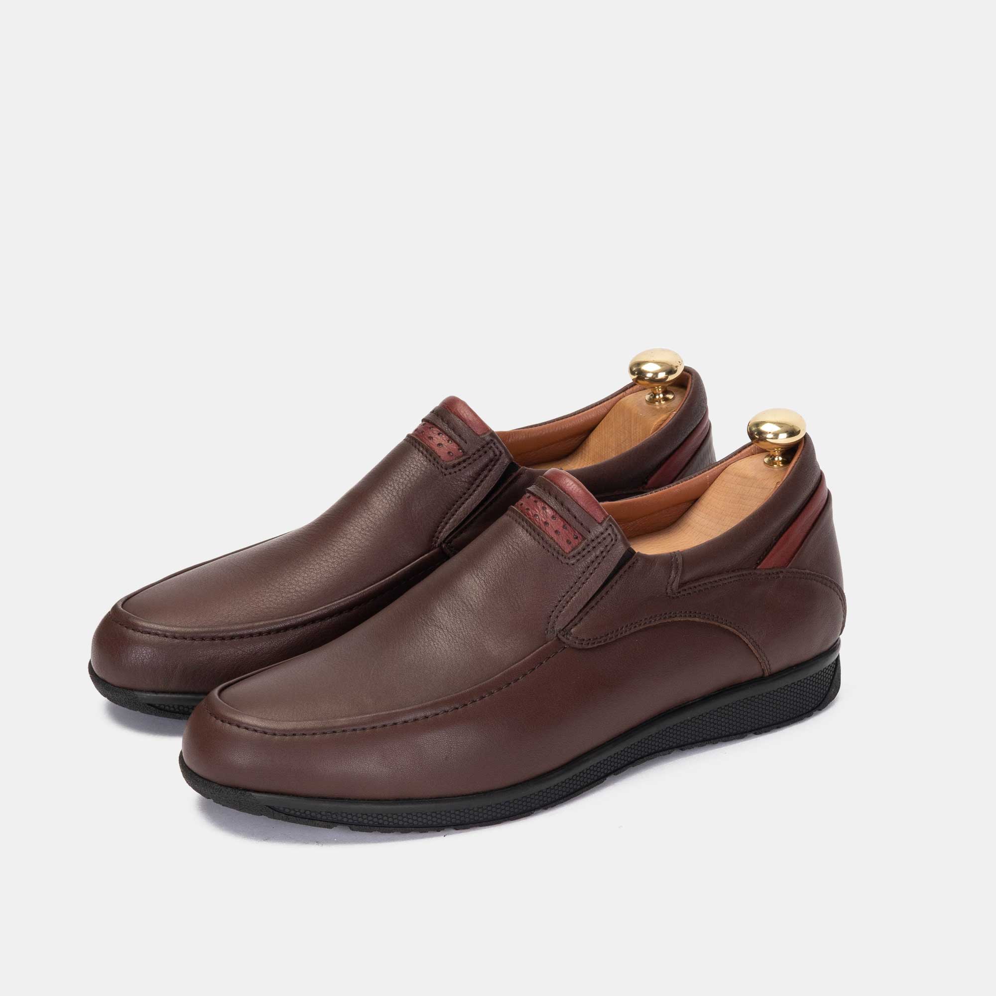 Volzak 726 chaussure en cuir marron