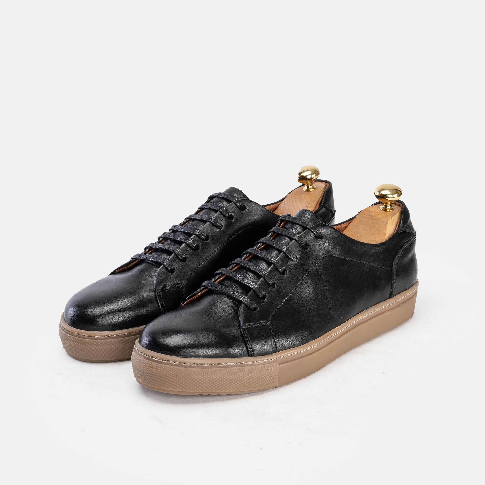 Volzak 5150 Basket en cuir Noir