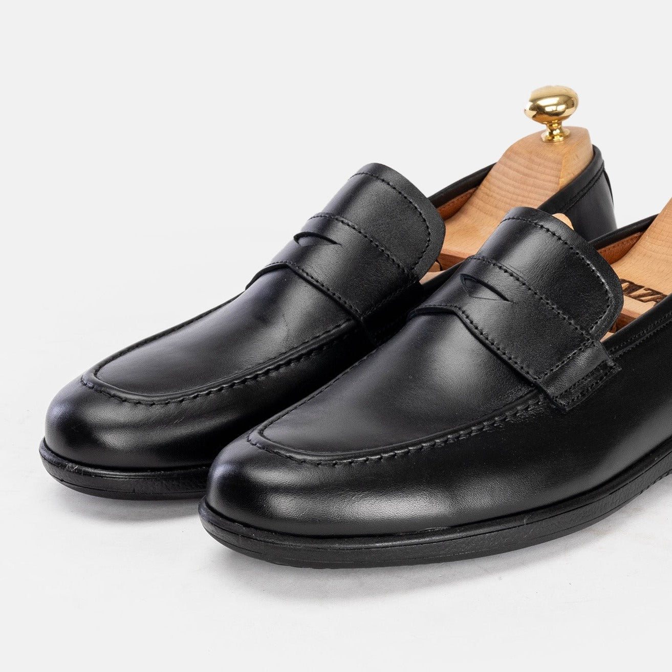 Volzak 5153 Black Leather Shoe