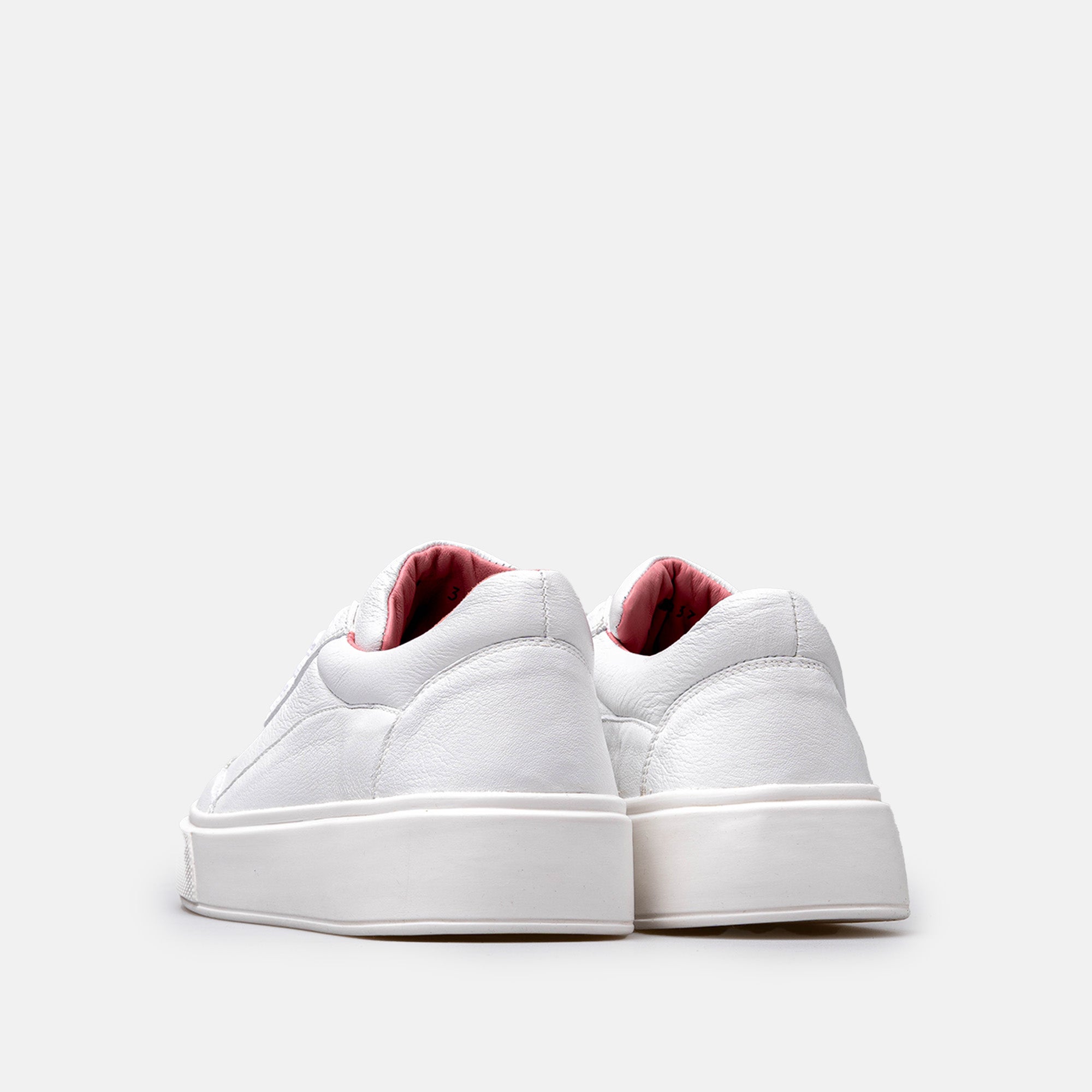 Volzak 2037 Basket en cuir Blanc