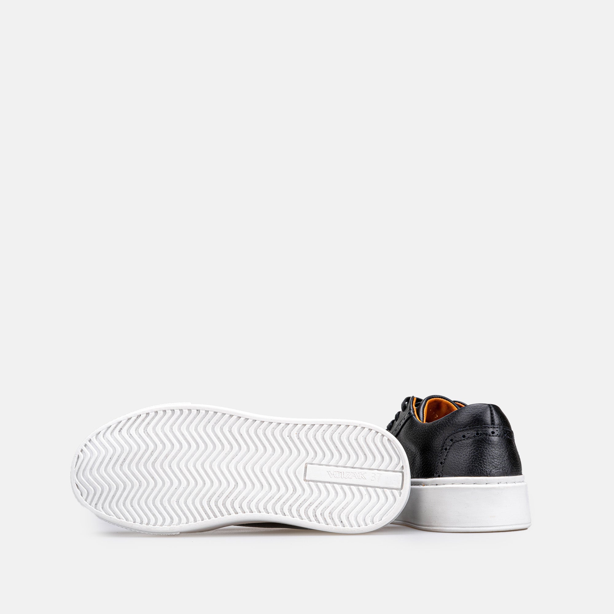 Volzak 777 Basket en cuir Noir