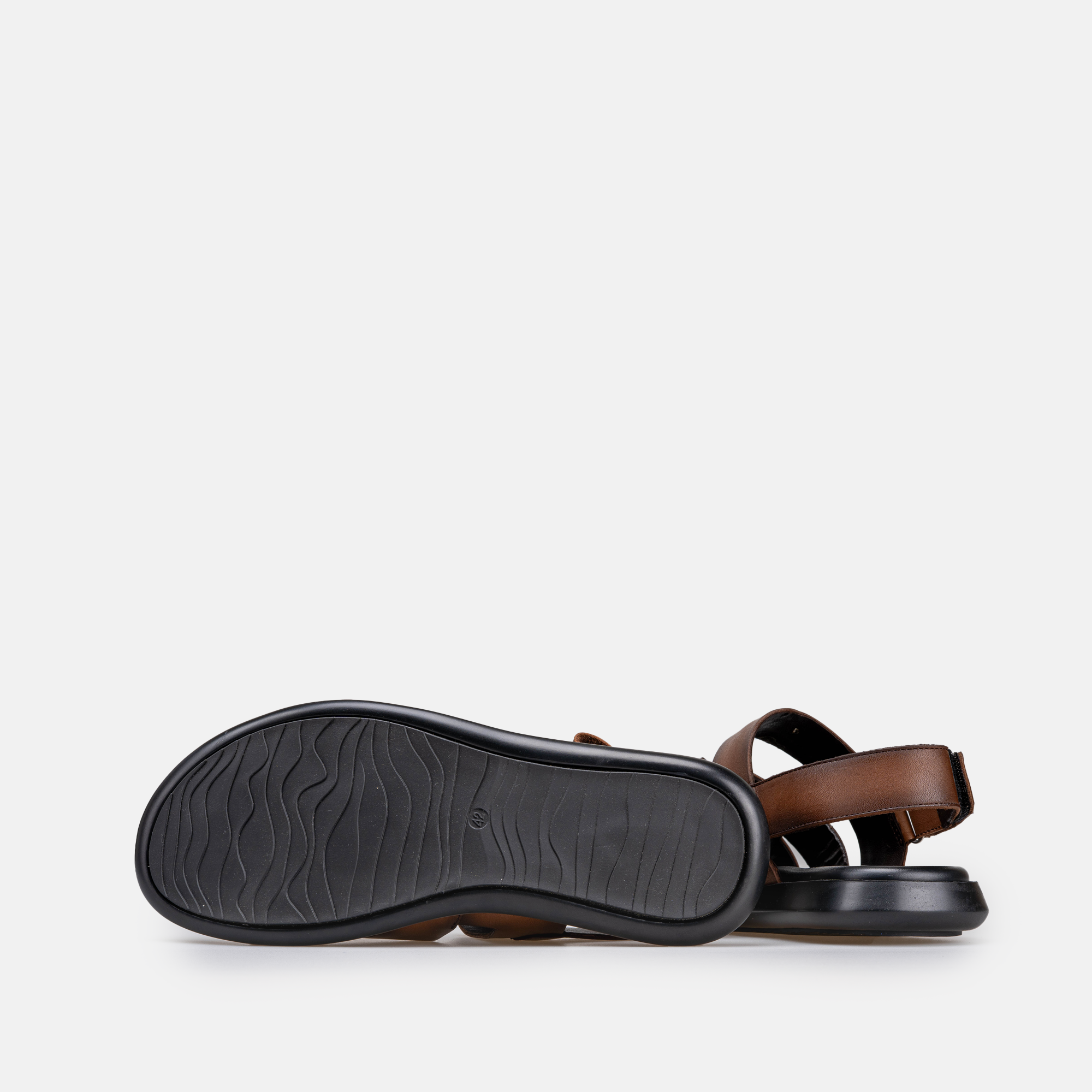 Volzak 5428 Sandale en cuir Marron Vintage