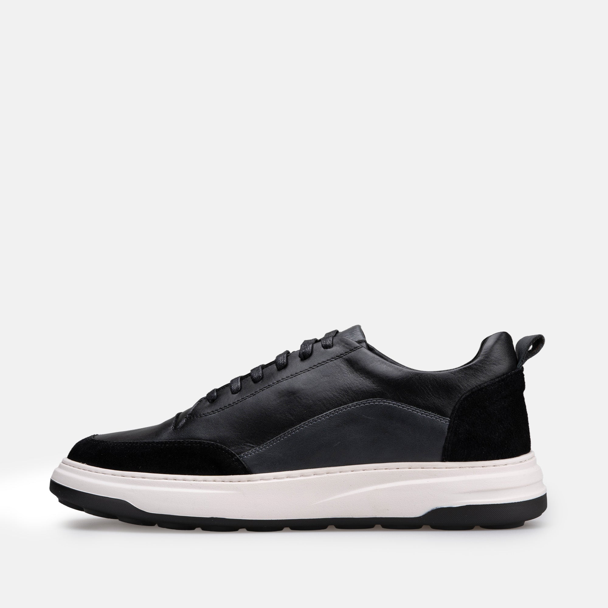 Volzak 6056 basket en cuir Noir