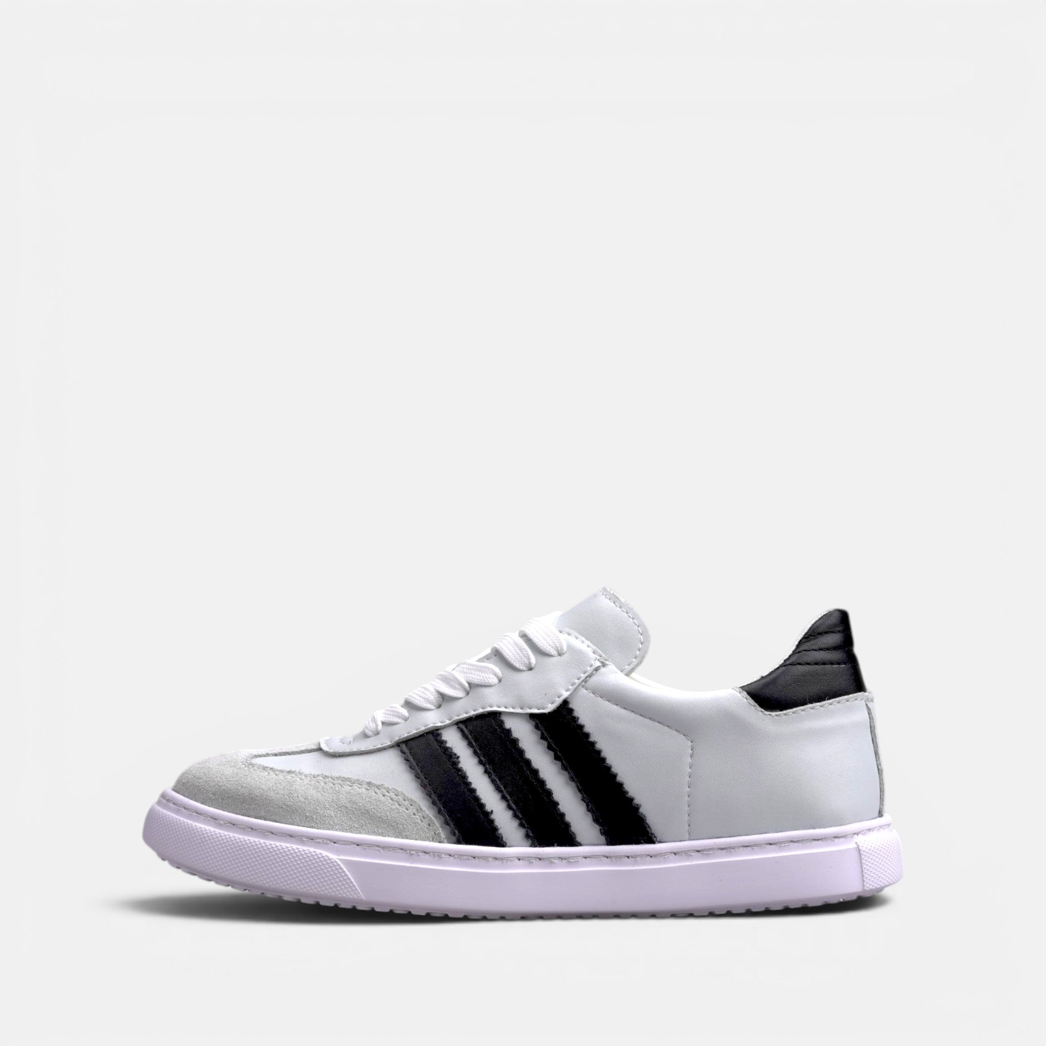 Volzak 2037 Black Leather Sneakers