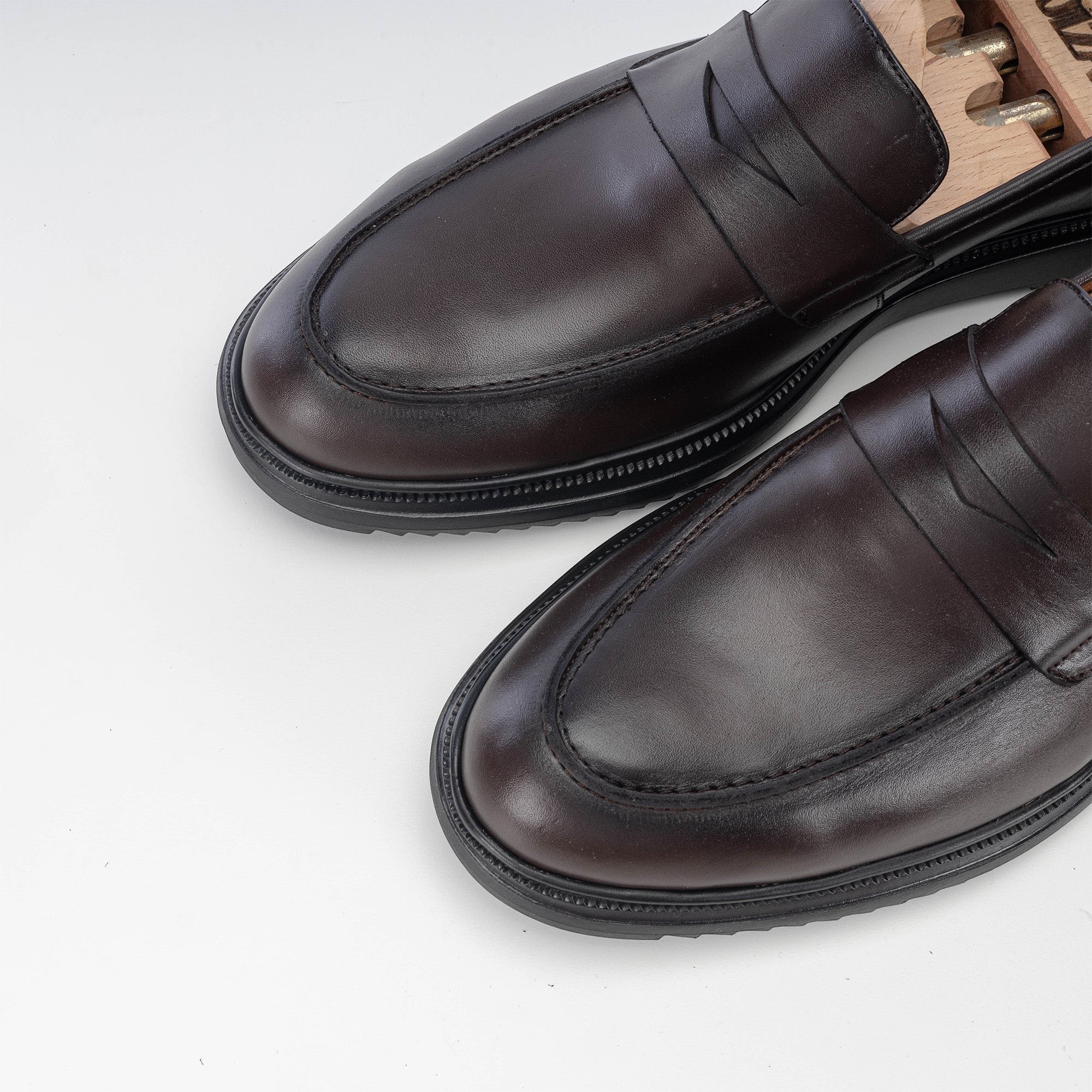 Volzak 5229 brown leather shoe