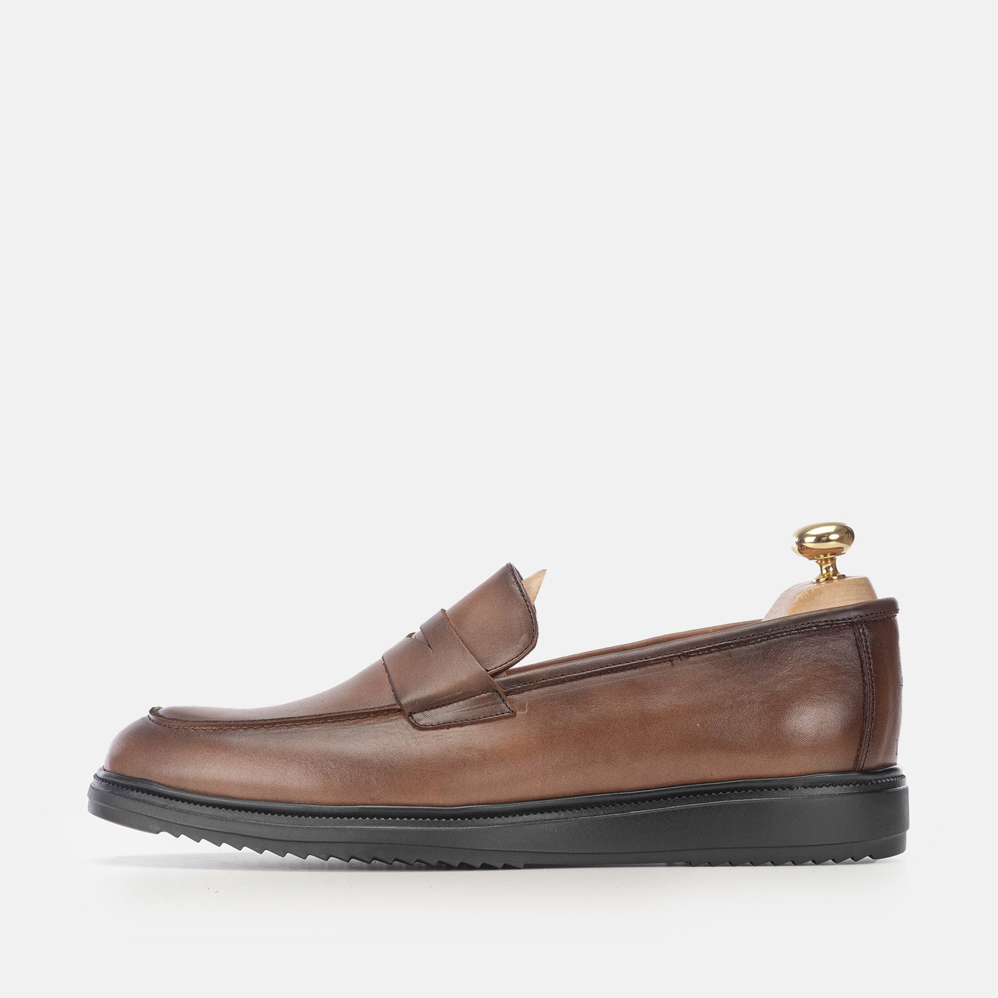 Volzak 5229 chaussure en cuir marron vintage