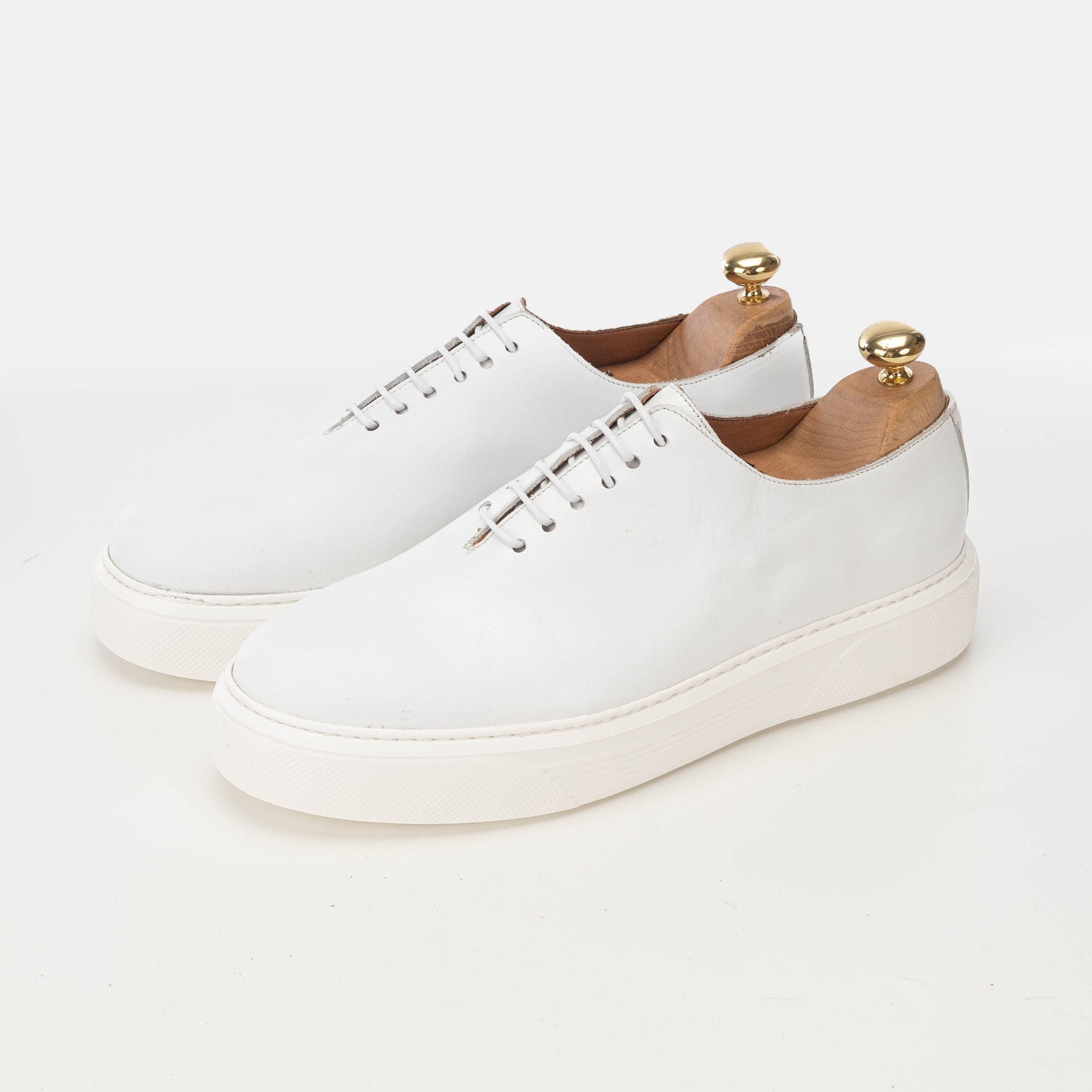 Volzak 5233 White Leather Sneakers