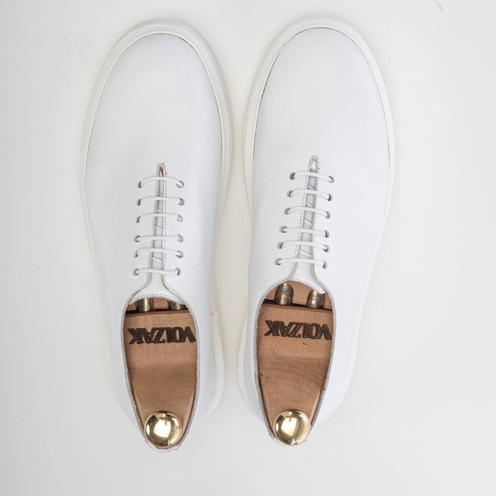 Volzak 5233 Basket en cuir blanc