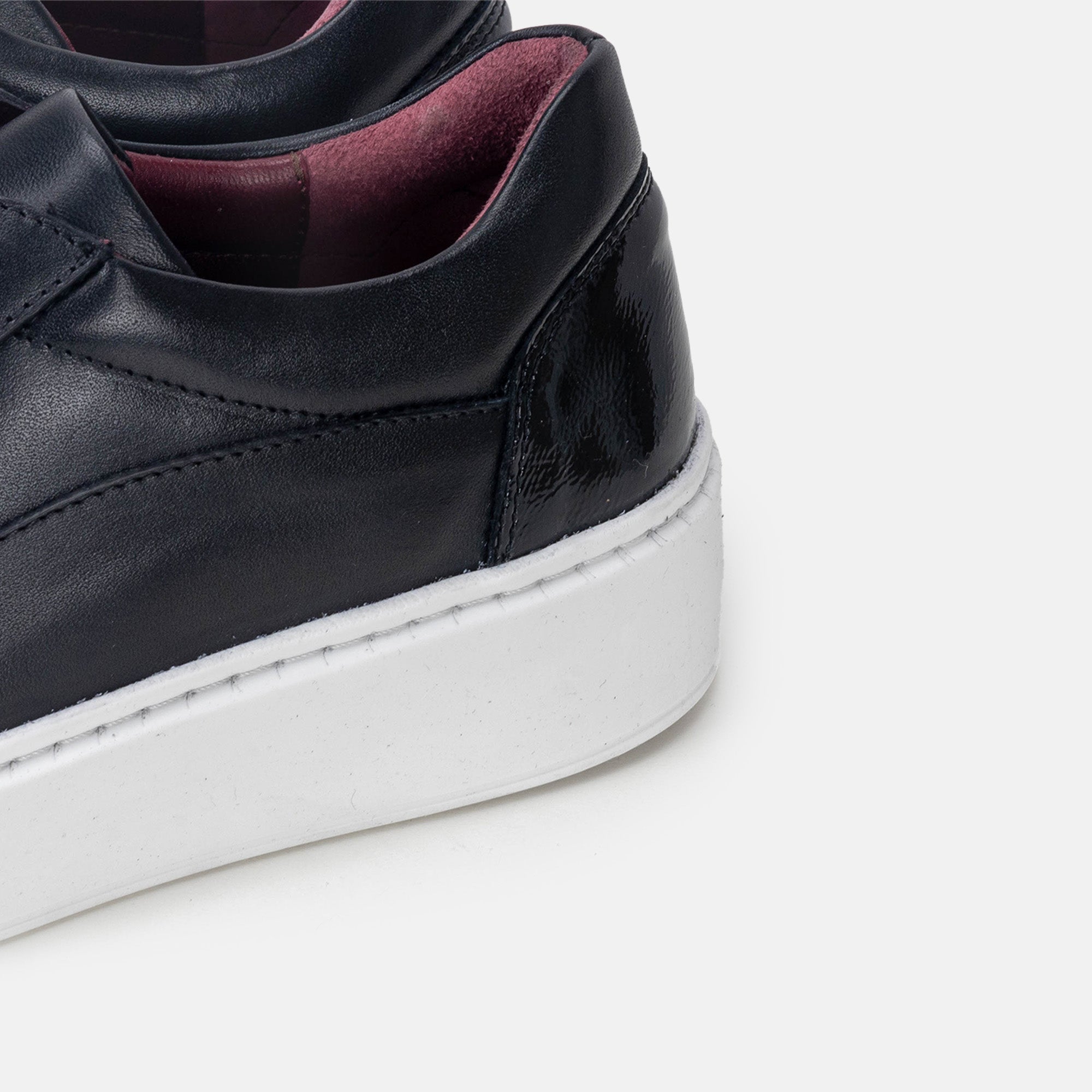 Volzak 2037 Basket en cuir Noir