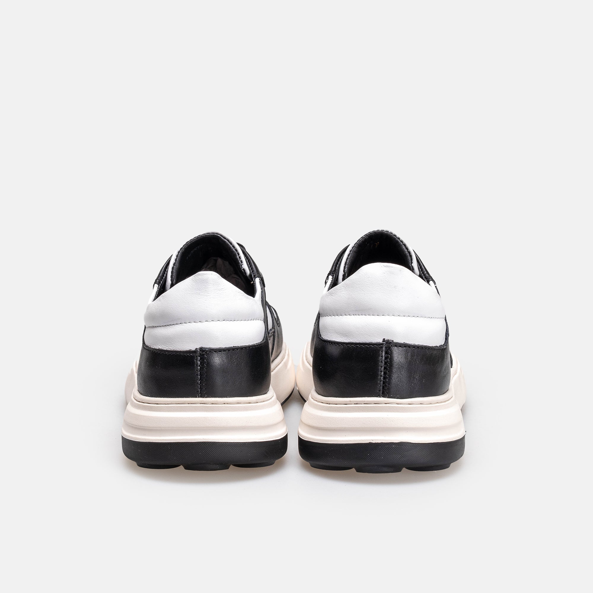 Volzak 6095 leather sneaker Black