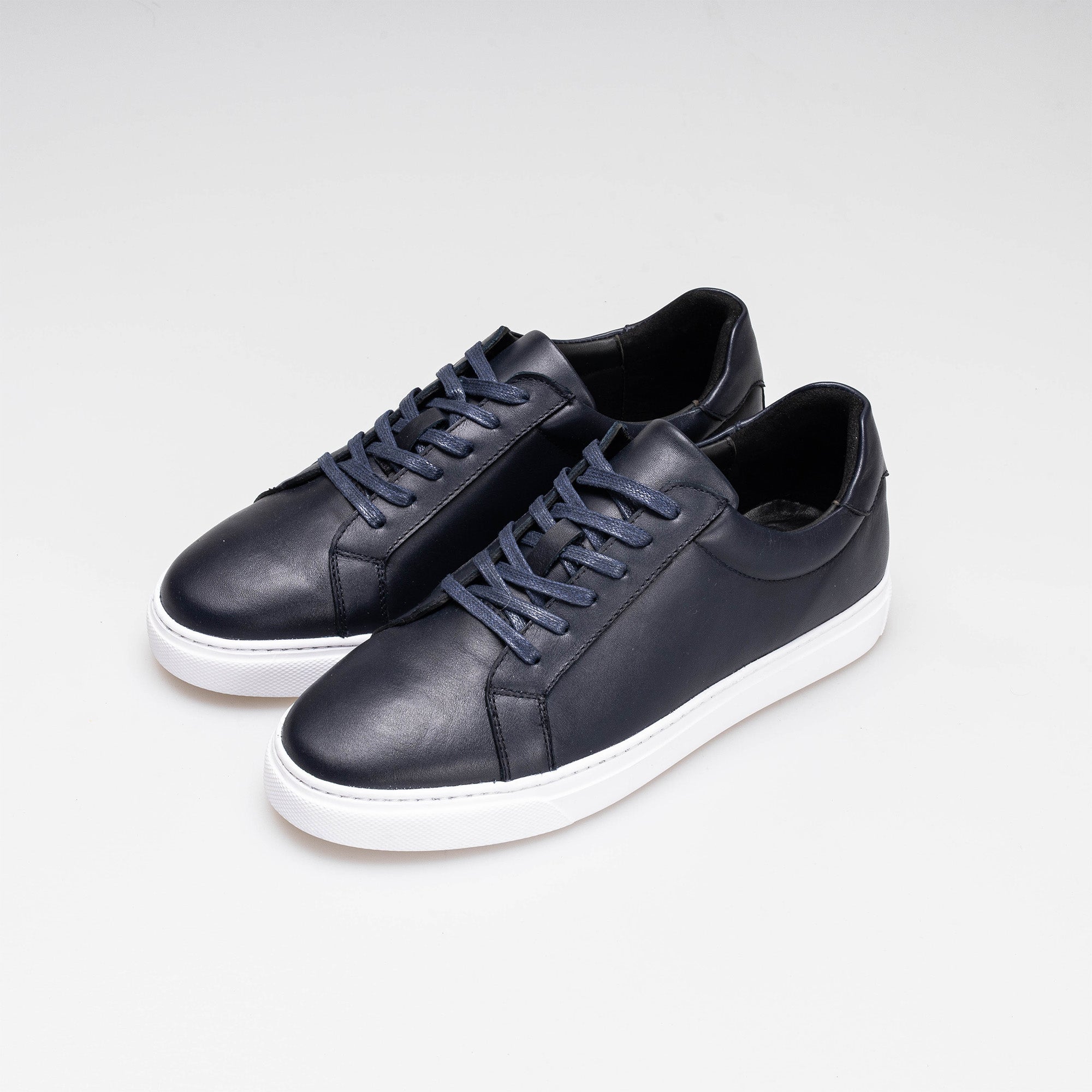 Volzak 3930 Basket en cuir Bleu