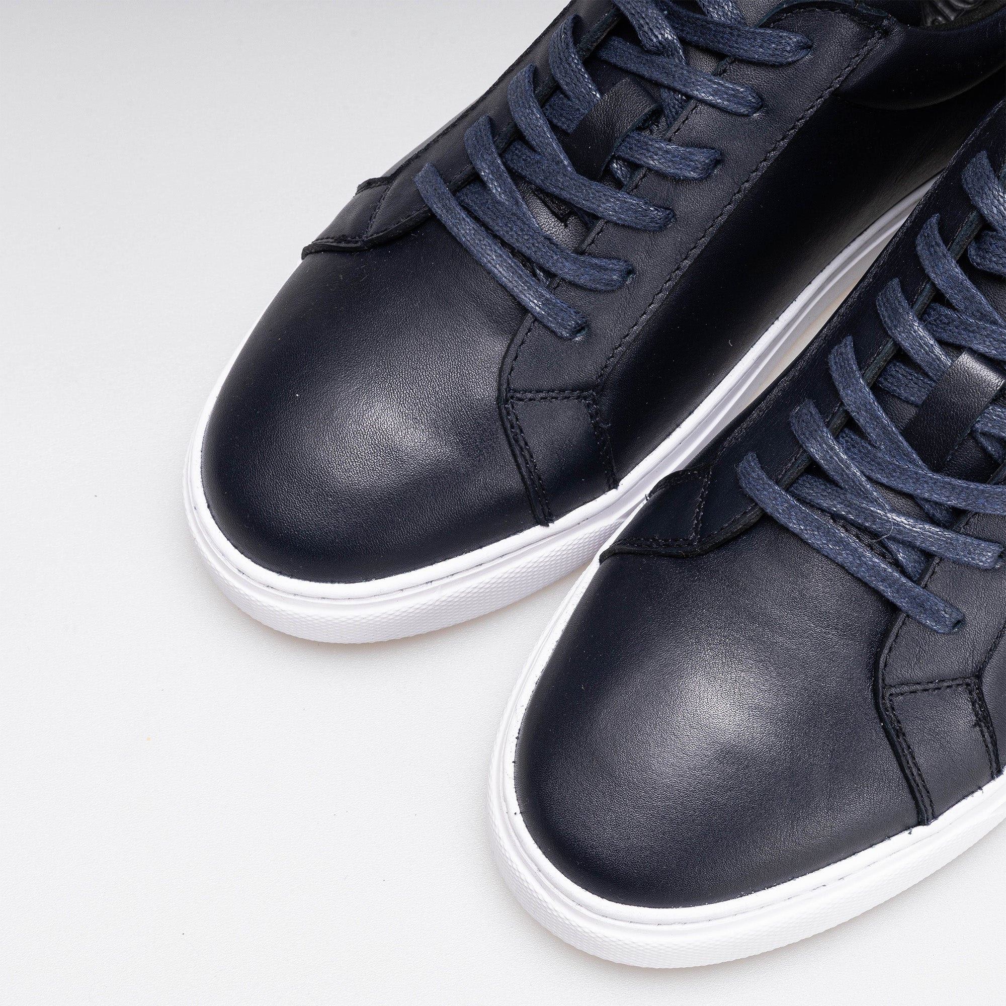 Volzak 3930 Basket en cuir Bleu