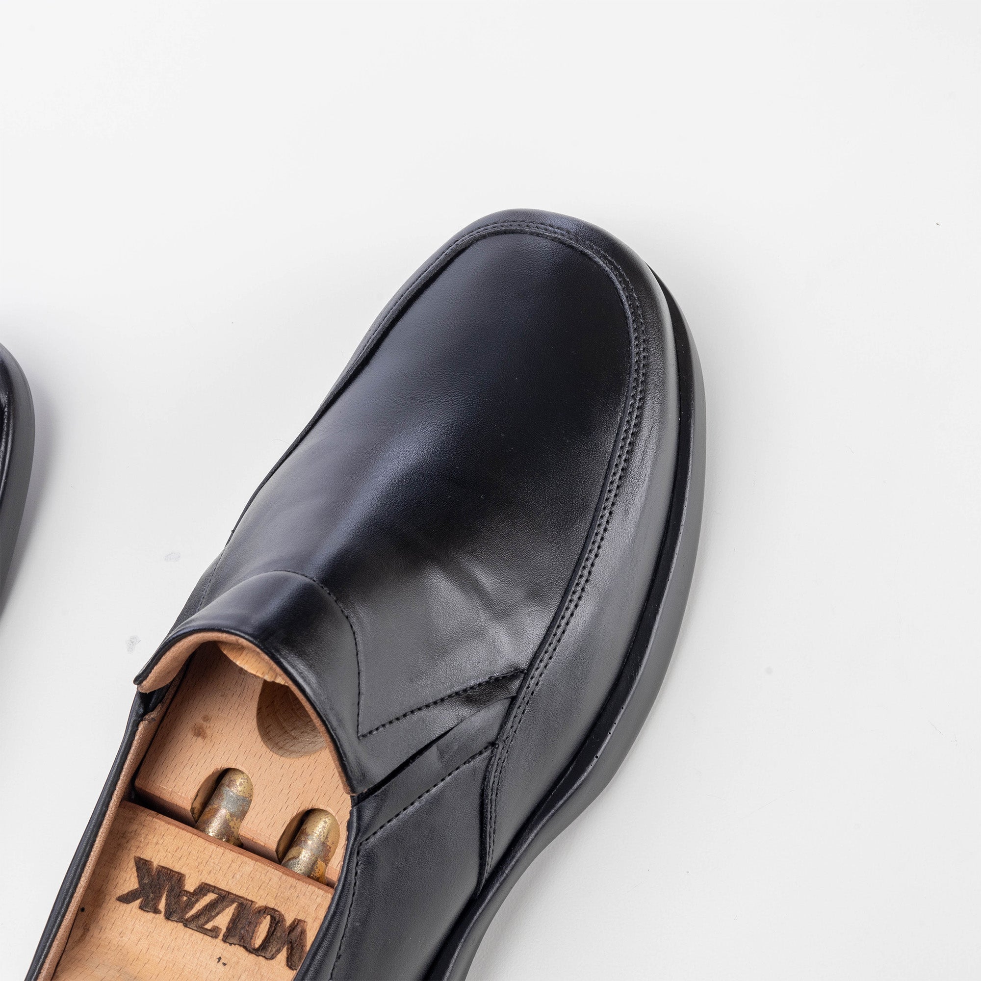 Volzak 5170 chaussure médicale en cuir noir