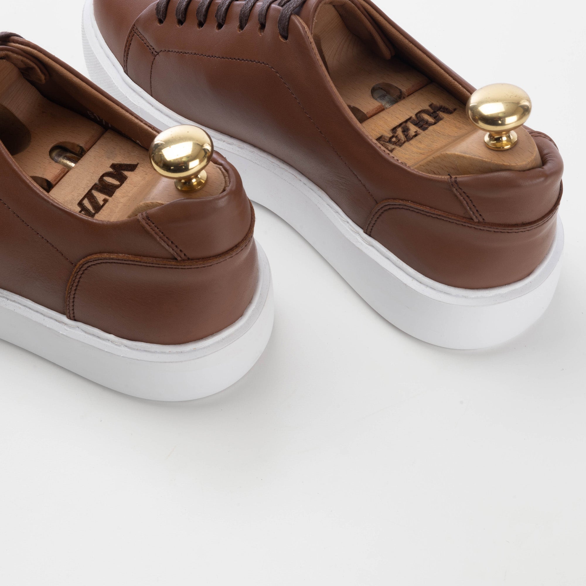 Volzak 5177 camel leather sneaker