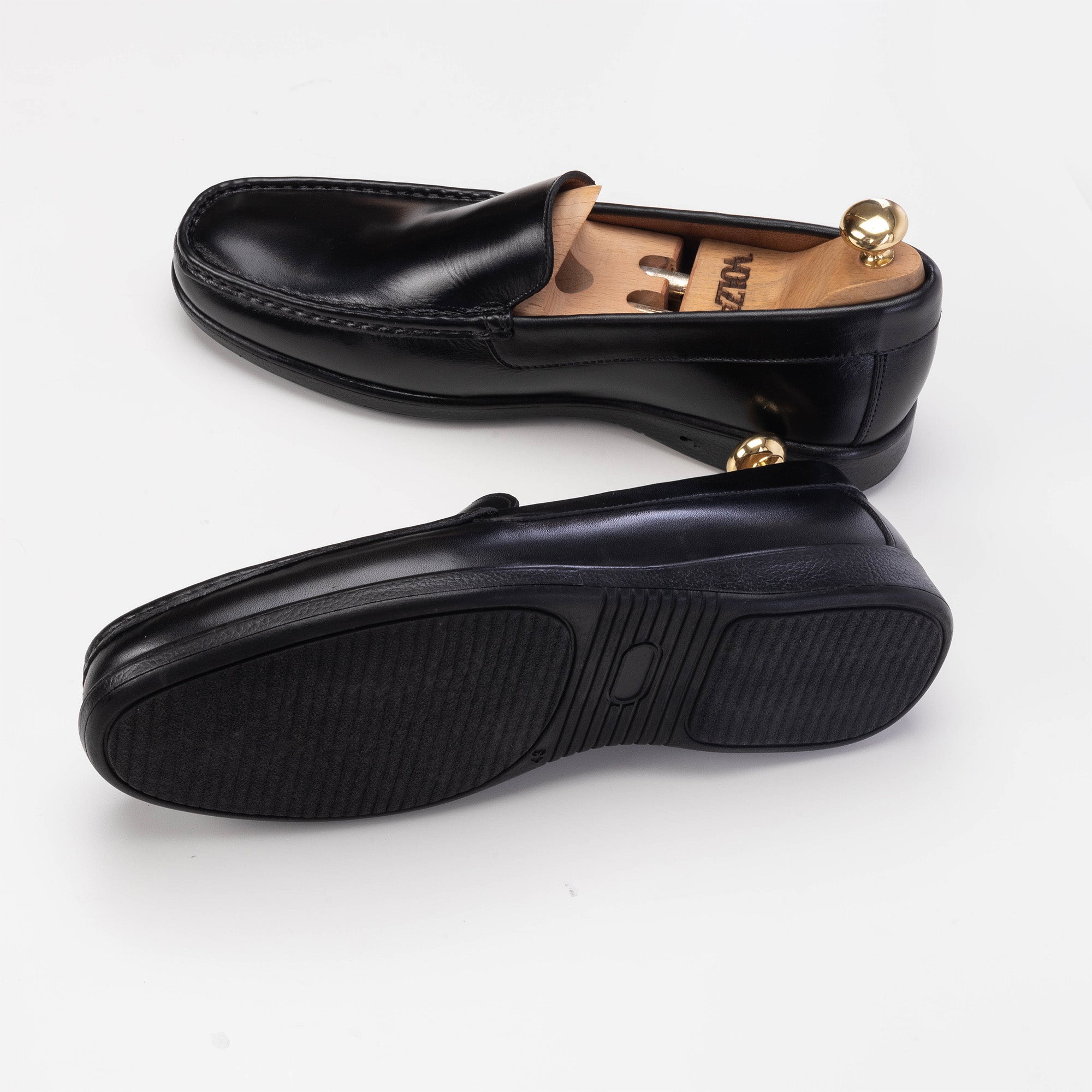 Volzak 5200 Black Leather Moccasin