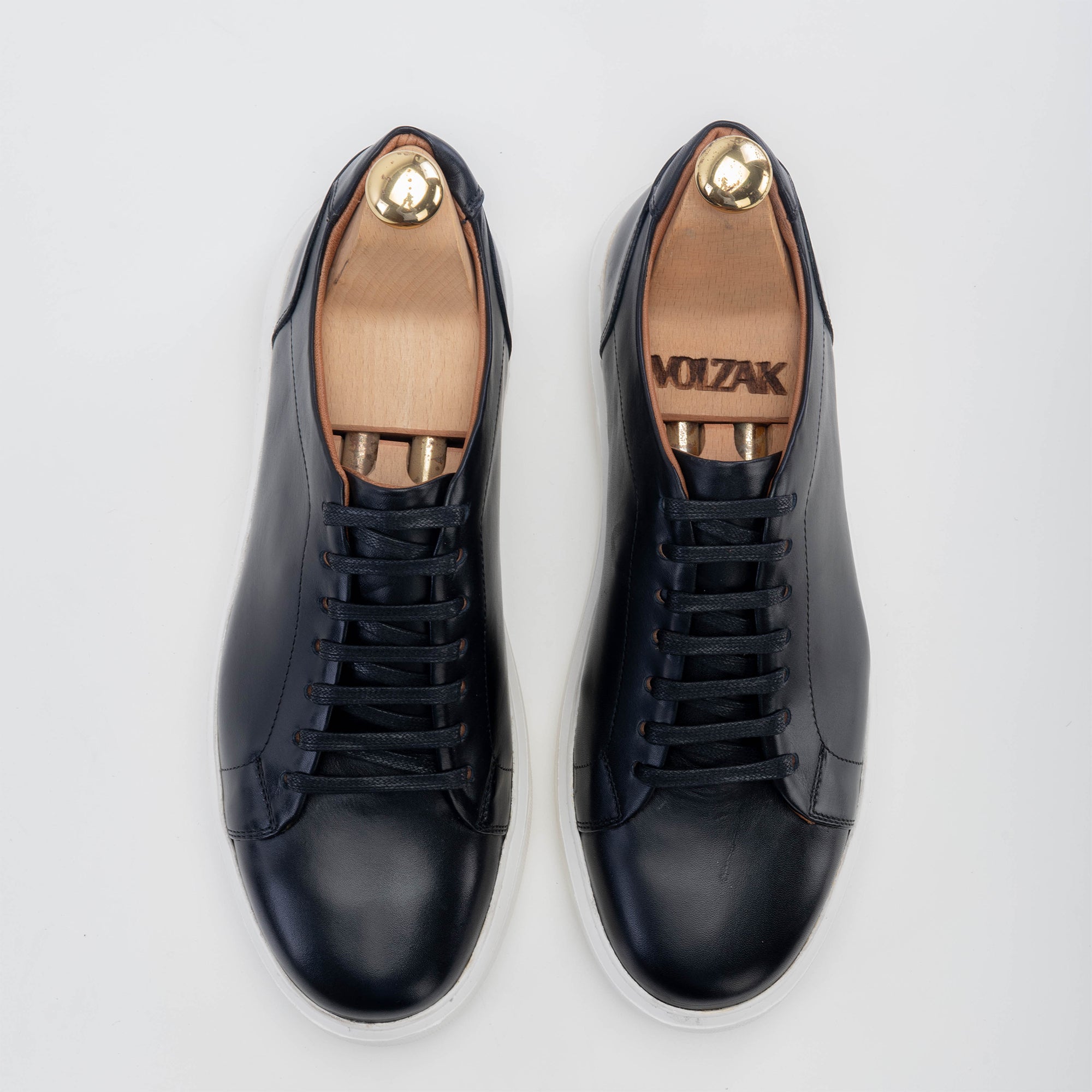 Volzak 5214 basket en cuir noir