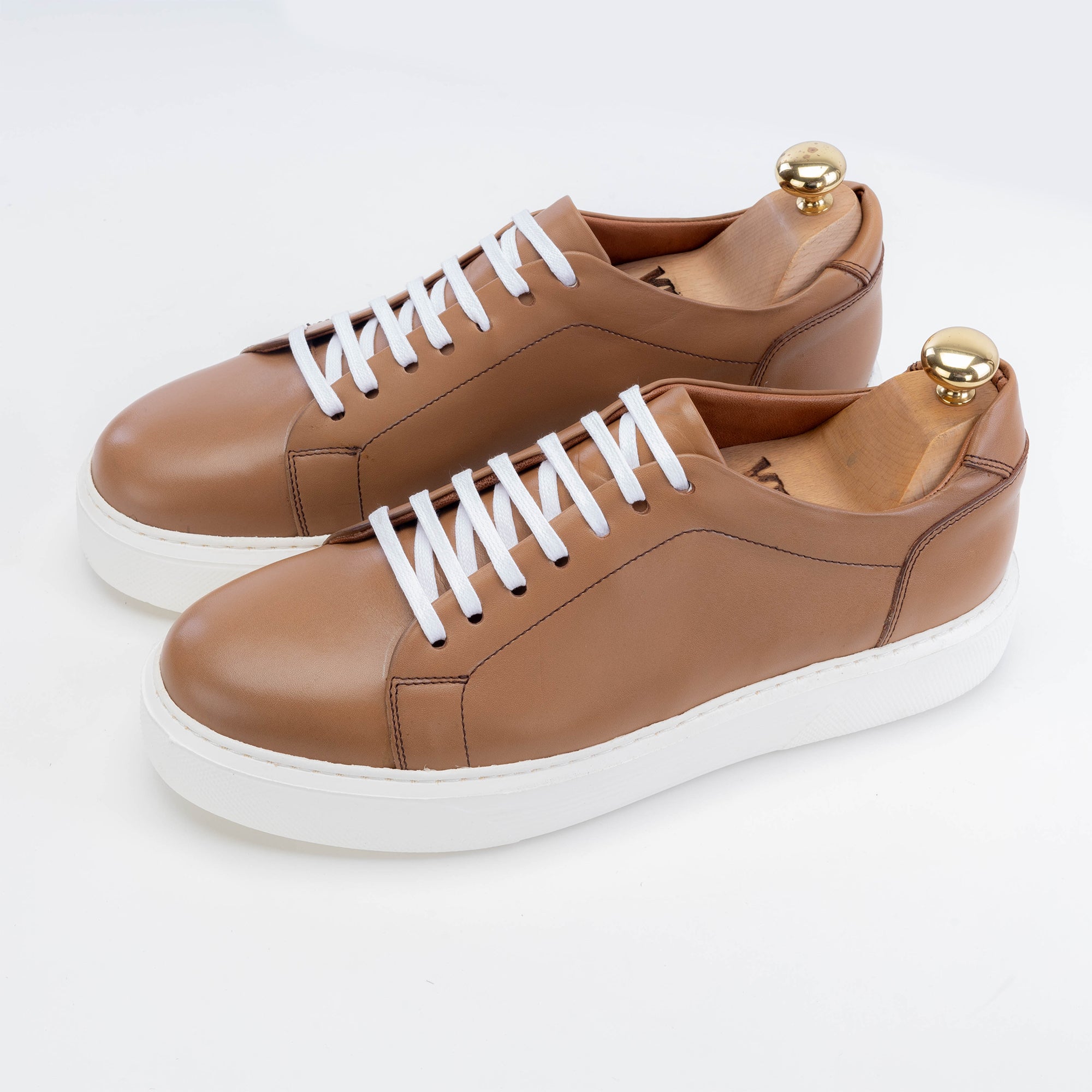 Volzak 5214 beige leather sneaker