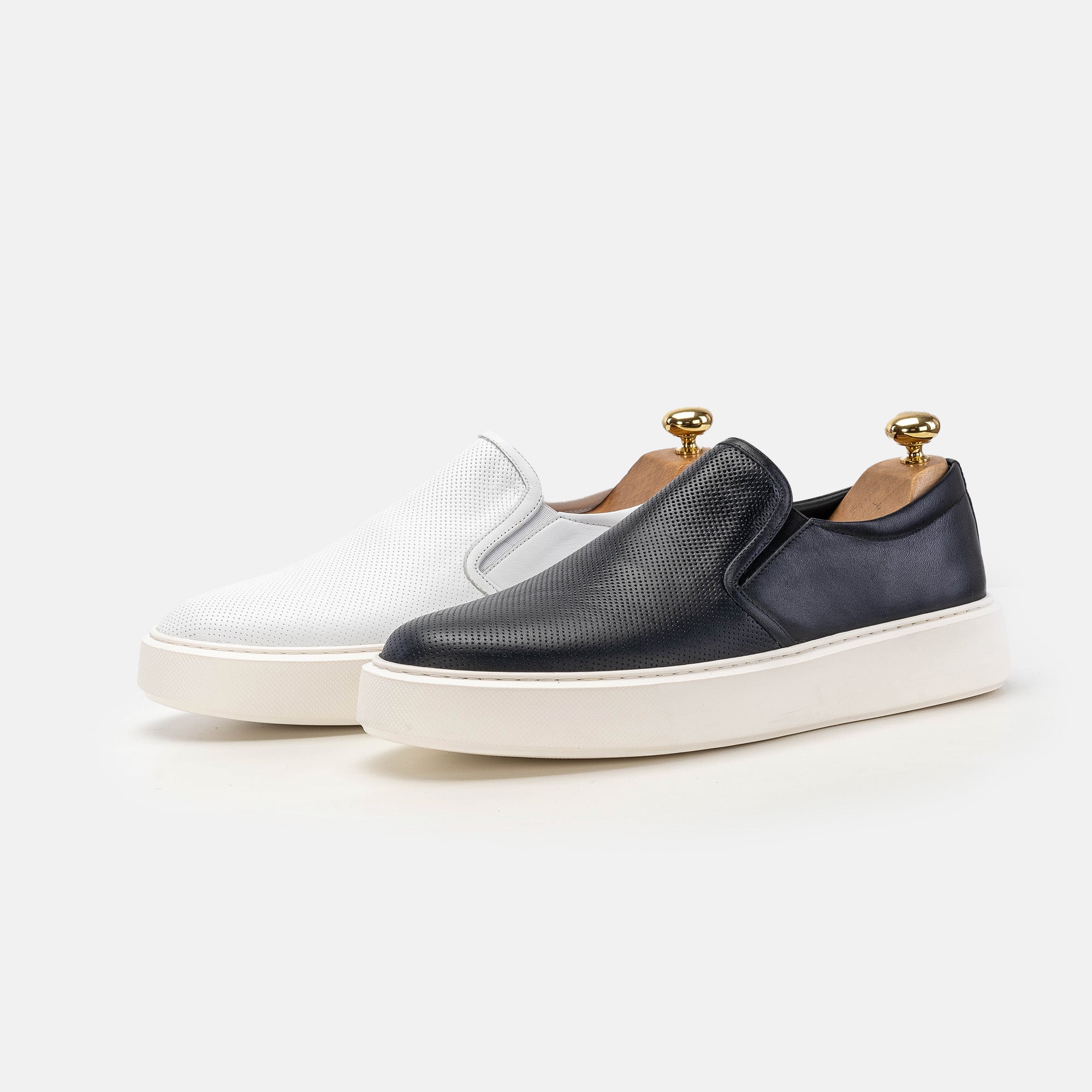 Volzak 6035 Black Leather Sneakers