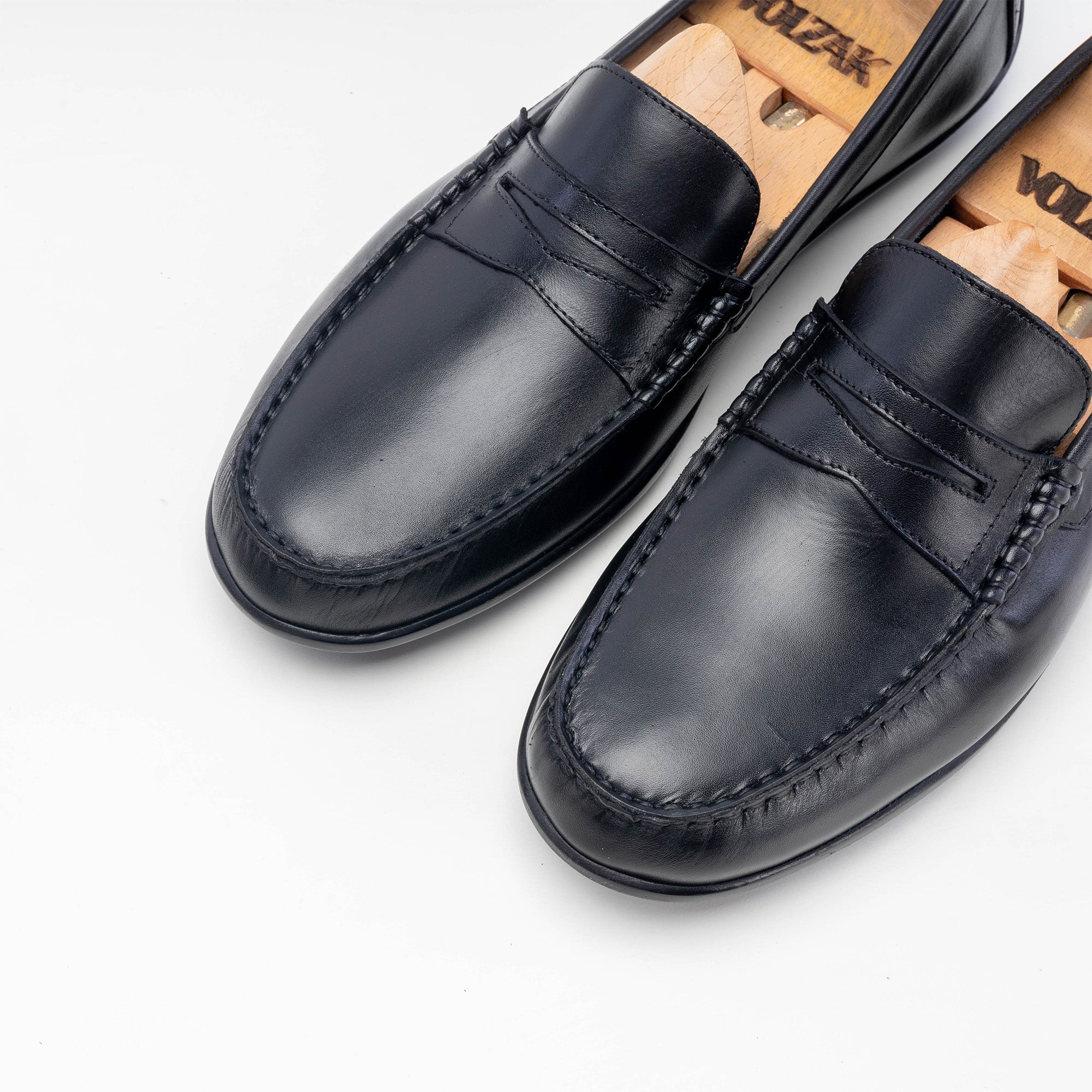 Volzak 5216 Mocassin en cuir noir