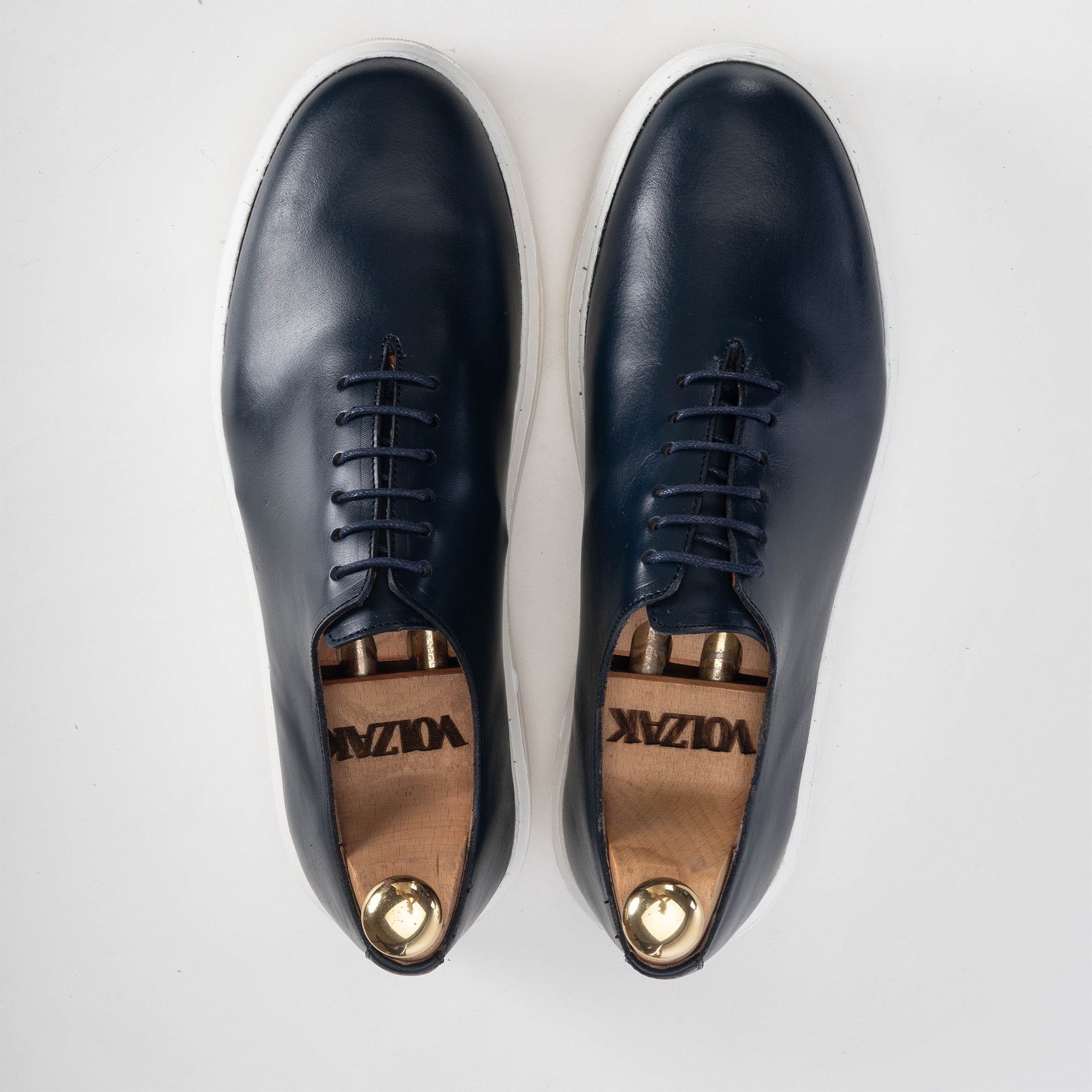 Volzak 5233 Basket en cuir bleu