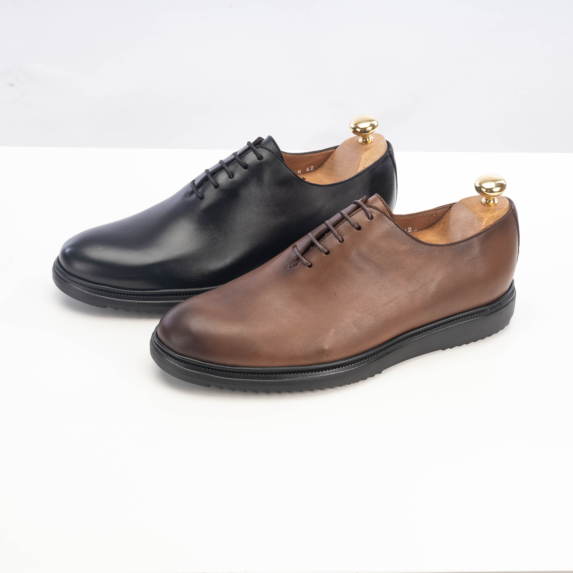 Volzak 5228 chaussure en cuir marron vintage