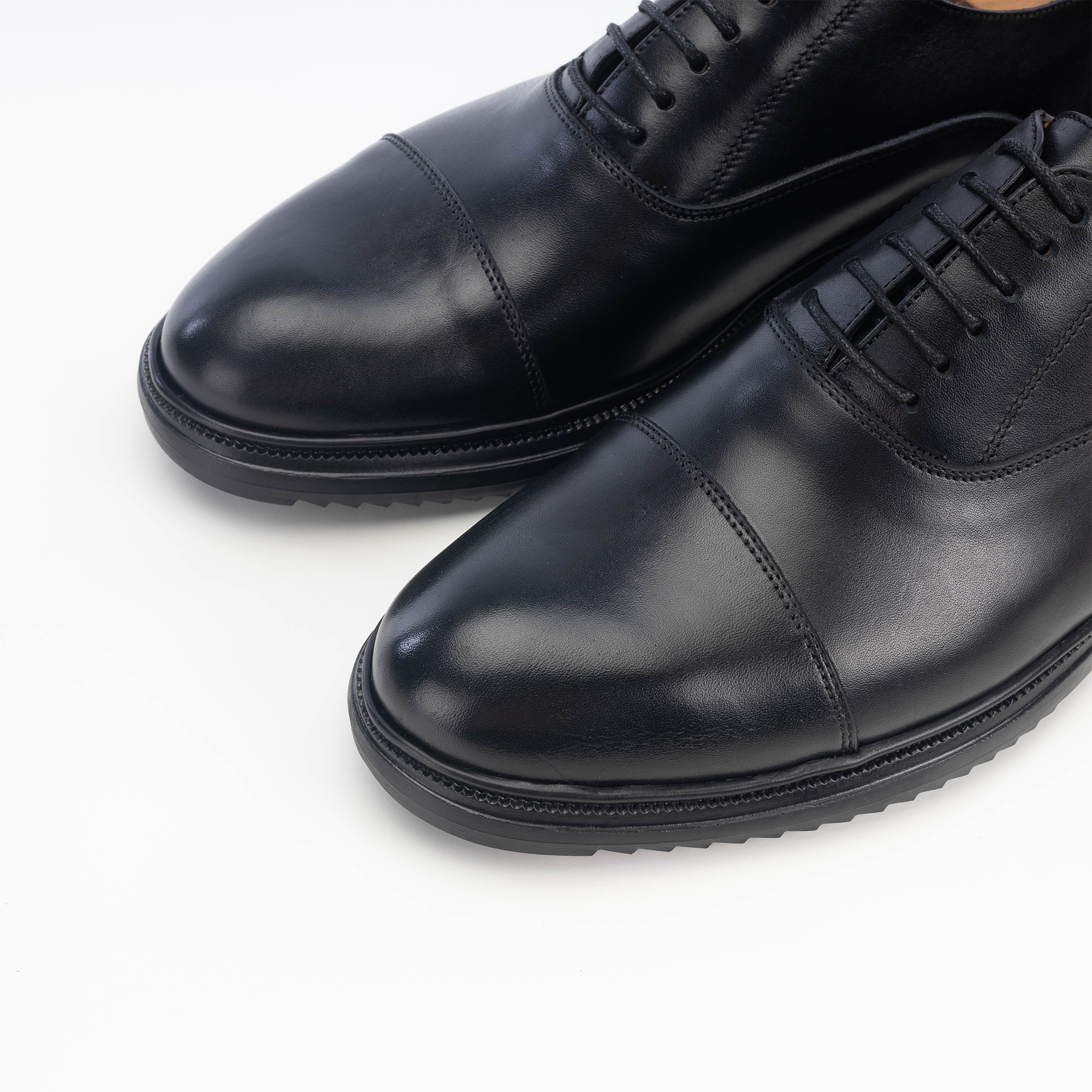 Volzak 5232 black leather shoe