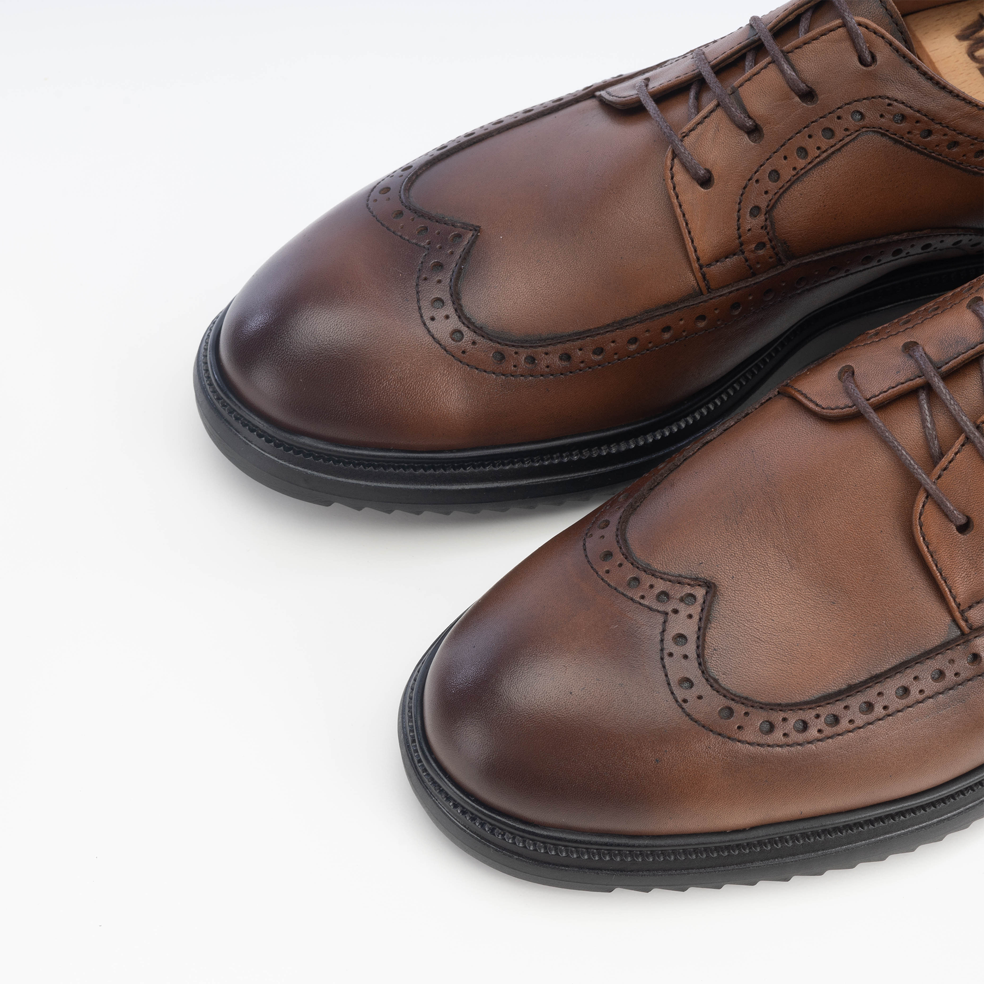 Volzak 5235 vintage brown leather shoe