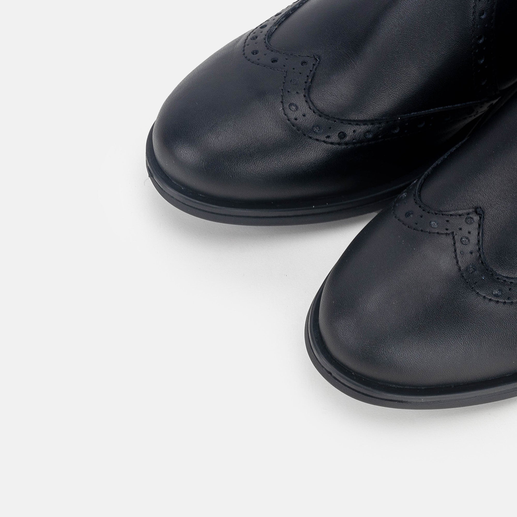 Volzak 3045 Black Leather Ankle Boot