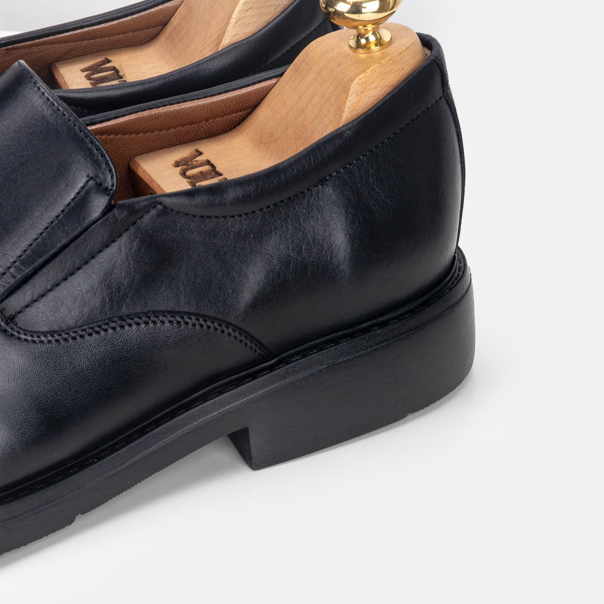 Volzak 5316 leather shoe Black