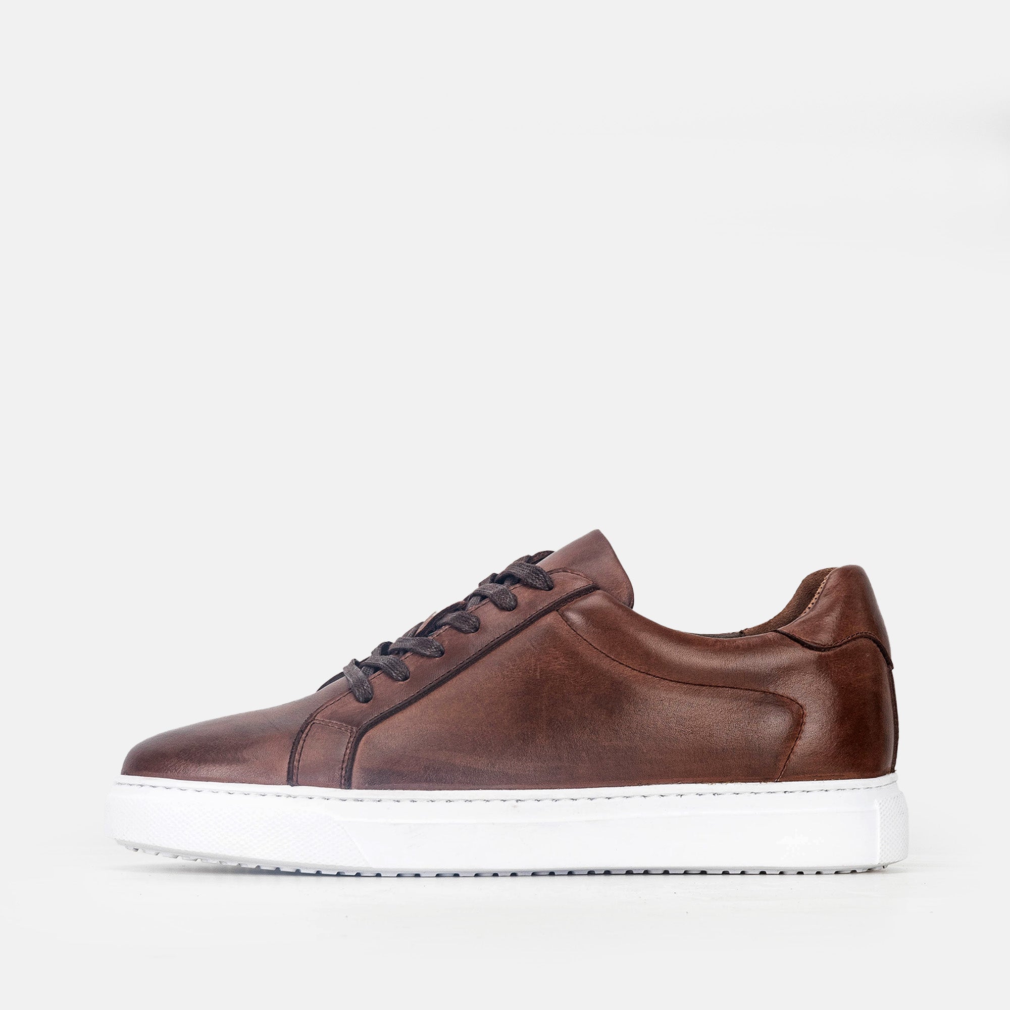 Volzak 1527 Basket en cuir Marron