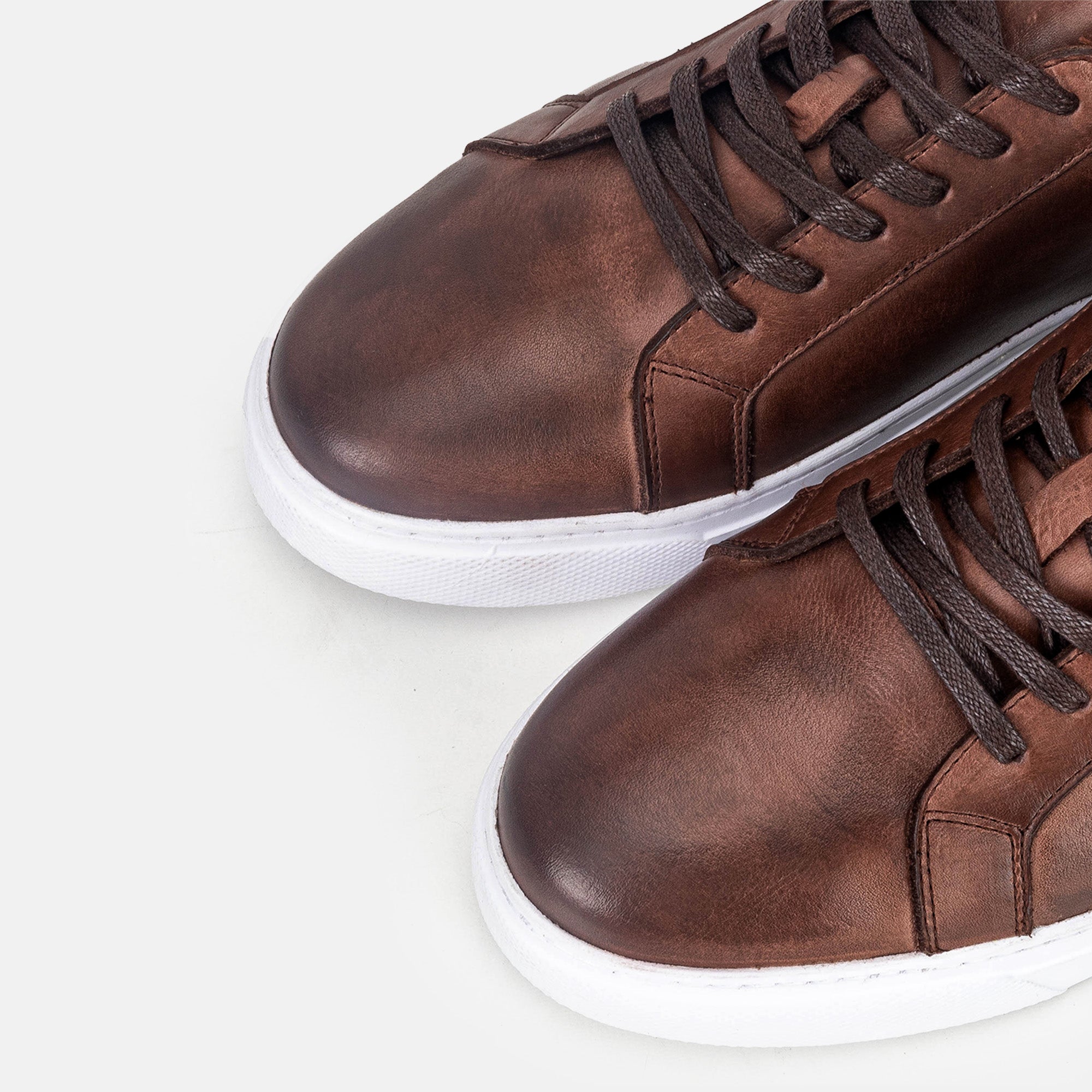 Volzak 1527 Basket en cuir Marron
