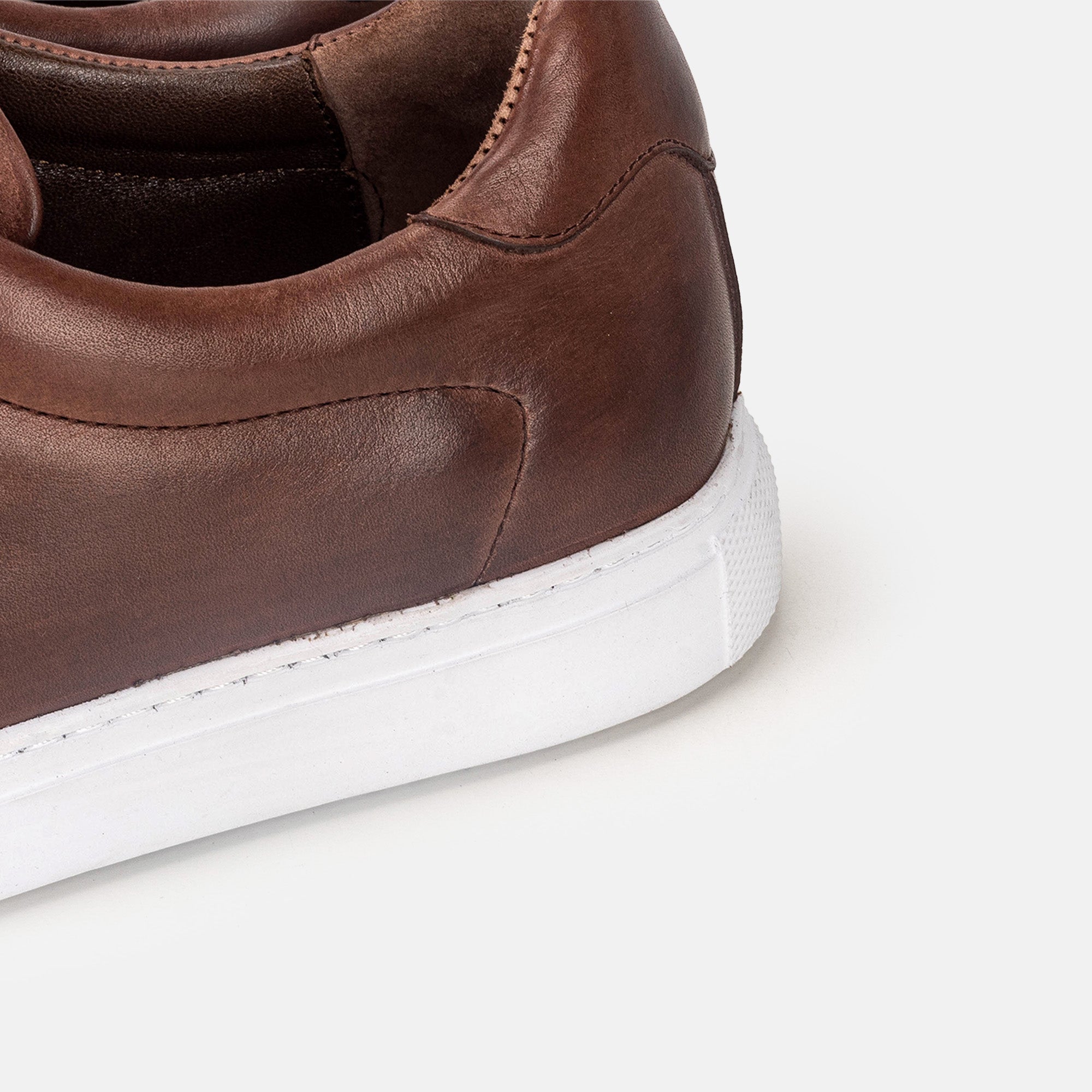 Volzak 1527 Basket en cuir Marron