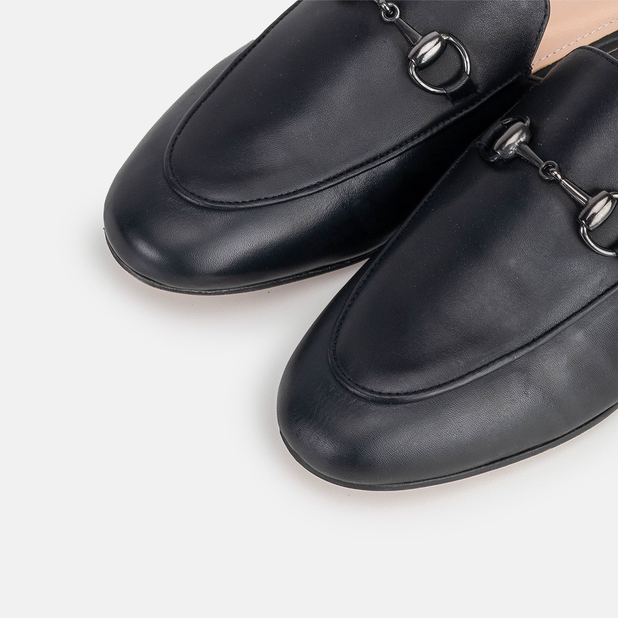 Volzak 3060 Mule en cuir Noir