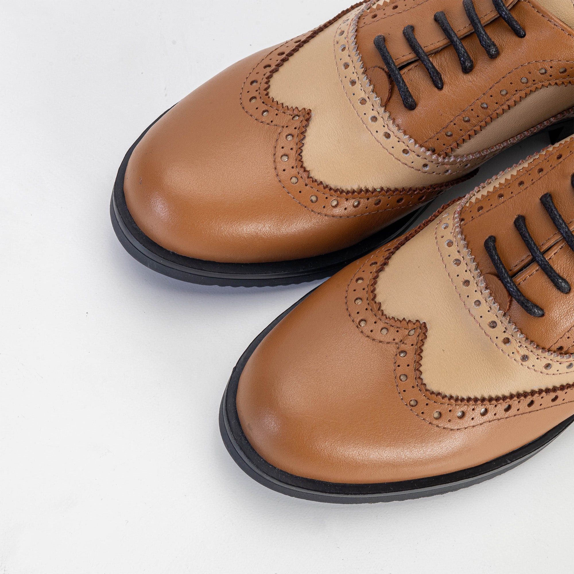 Volzak 106 Camel Leather Shoe