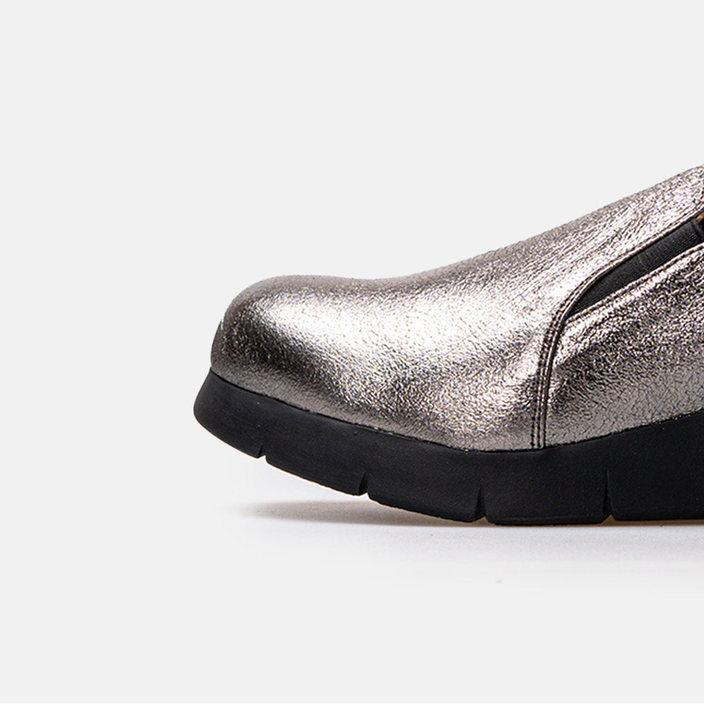 Volzak 06 Platinum Leather Clog