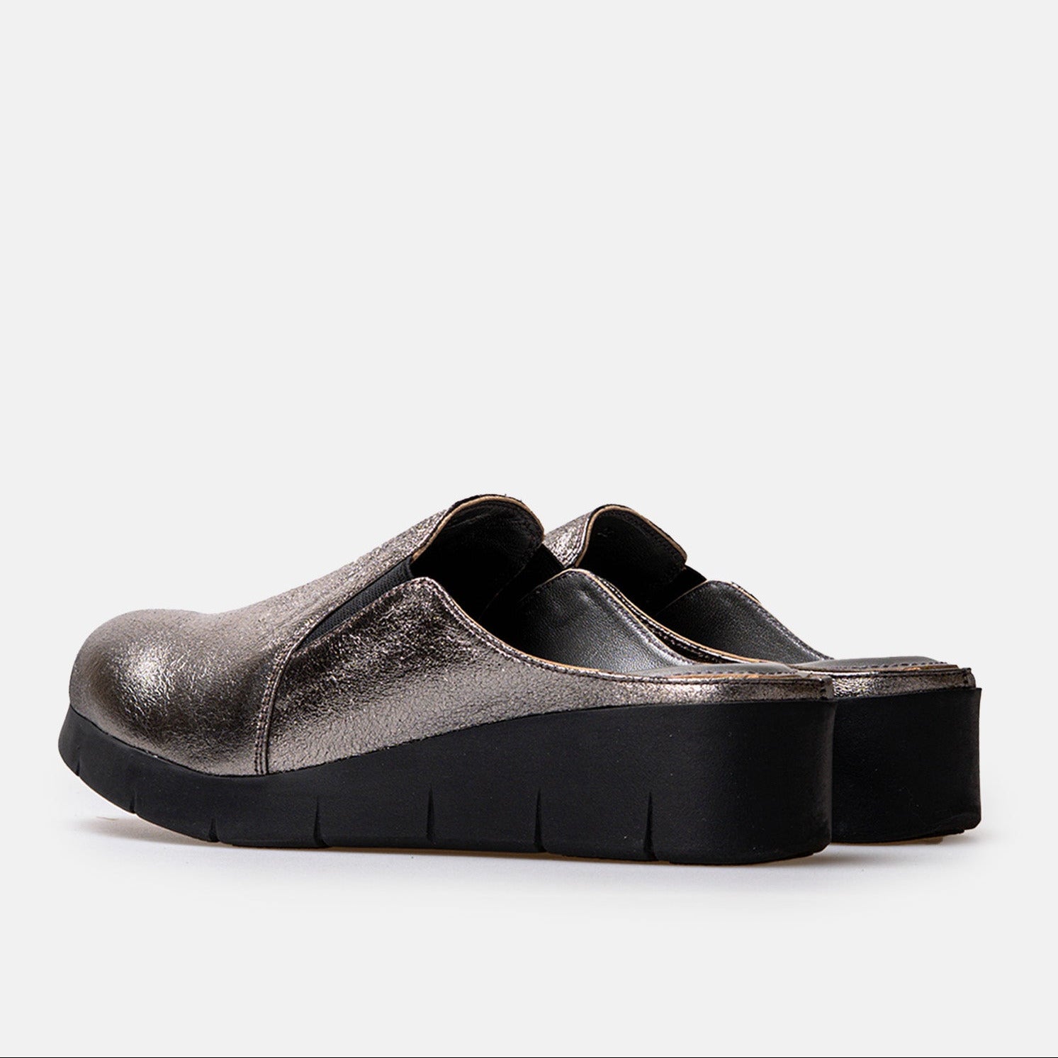 Volzak 06 Platinum Leather Clog