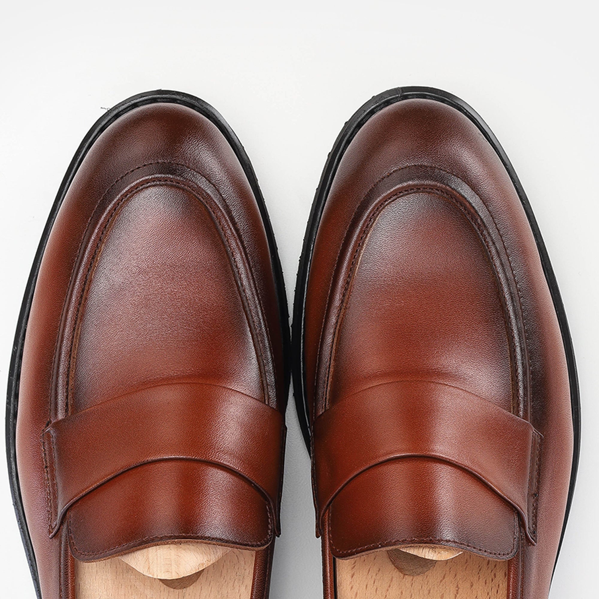 Volzak 5162 chaussure cuir camel