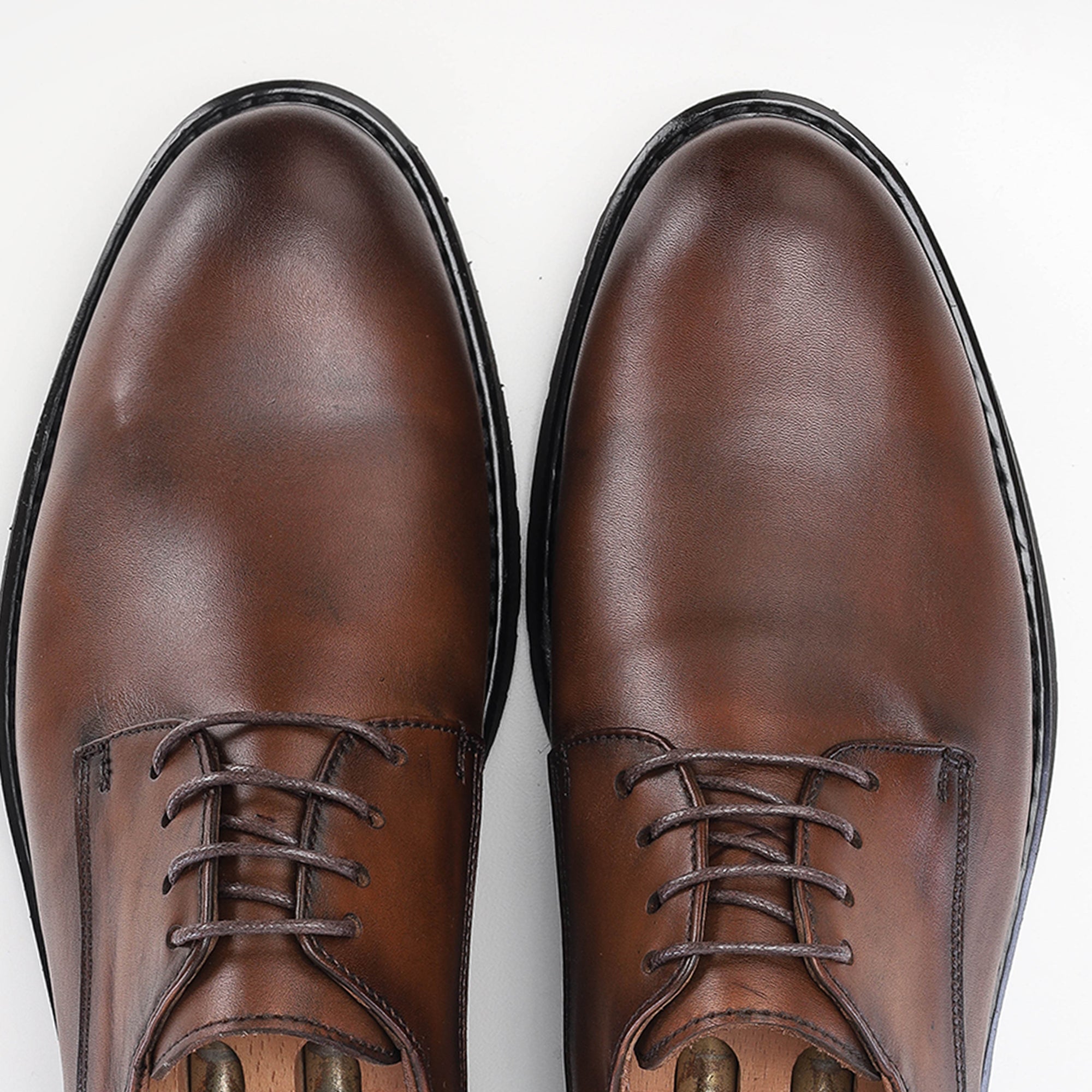 Volzak 5165 chaussure cuir marron vintage