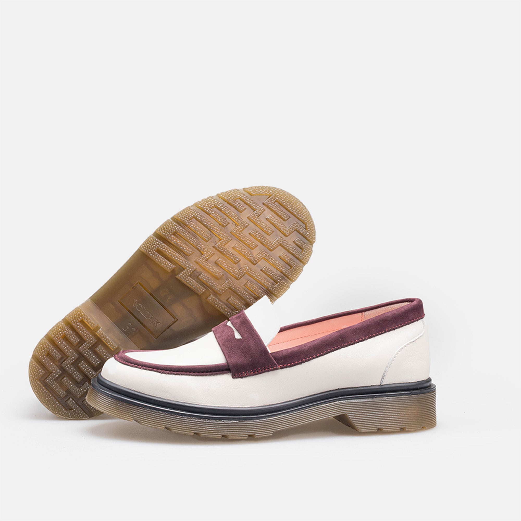 Volzak 422 Chaussure en cuir Beige Bordeaux