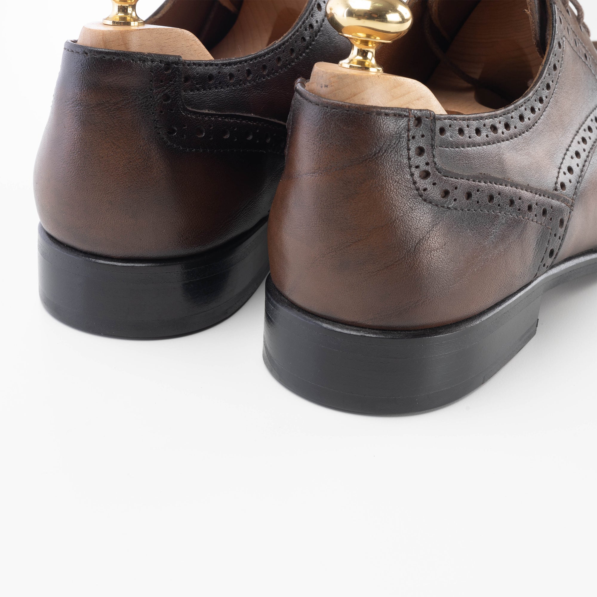 Volzak 5102 Chaussure en cuir Marron vintage