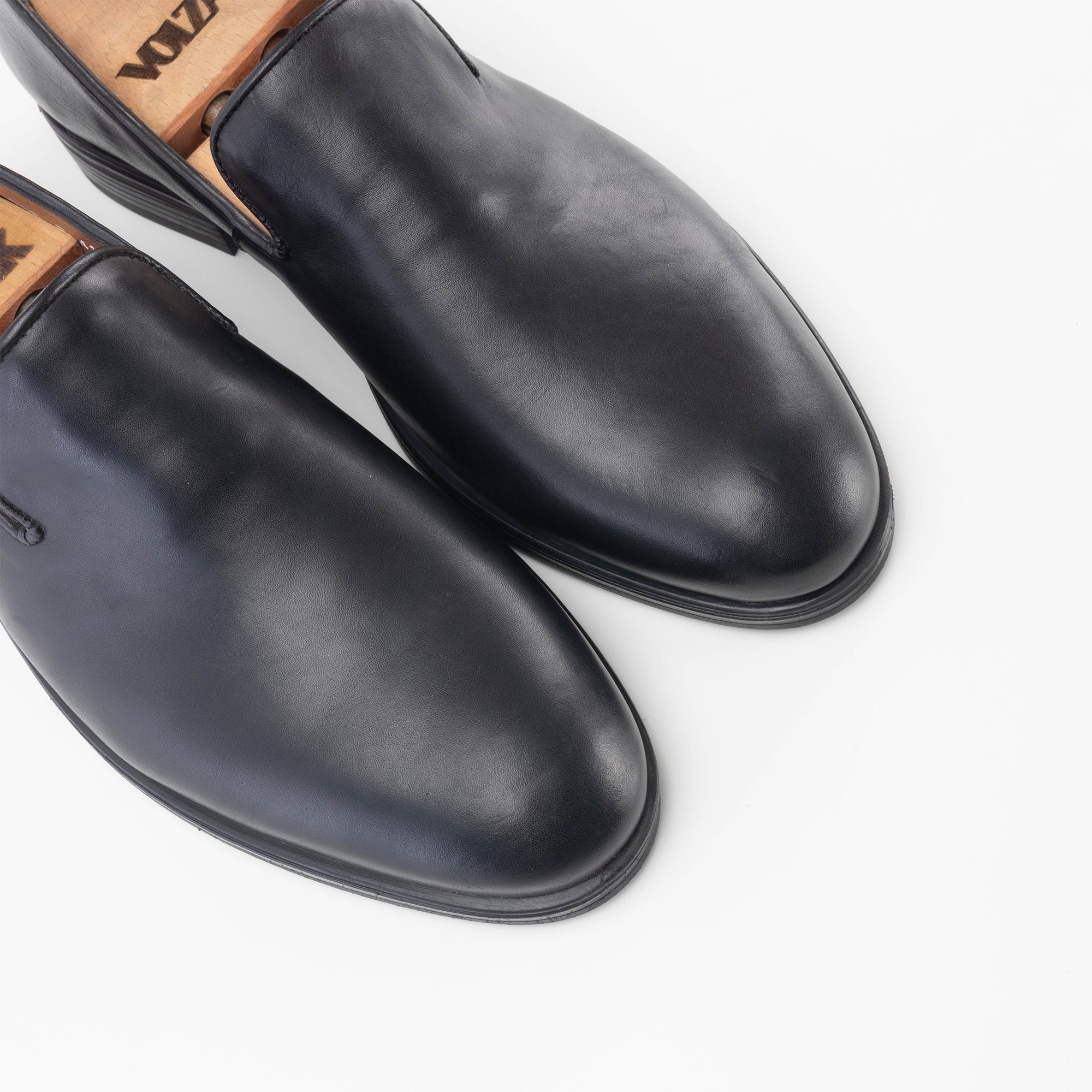 Volzak 5108 Black Leather Shoe