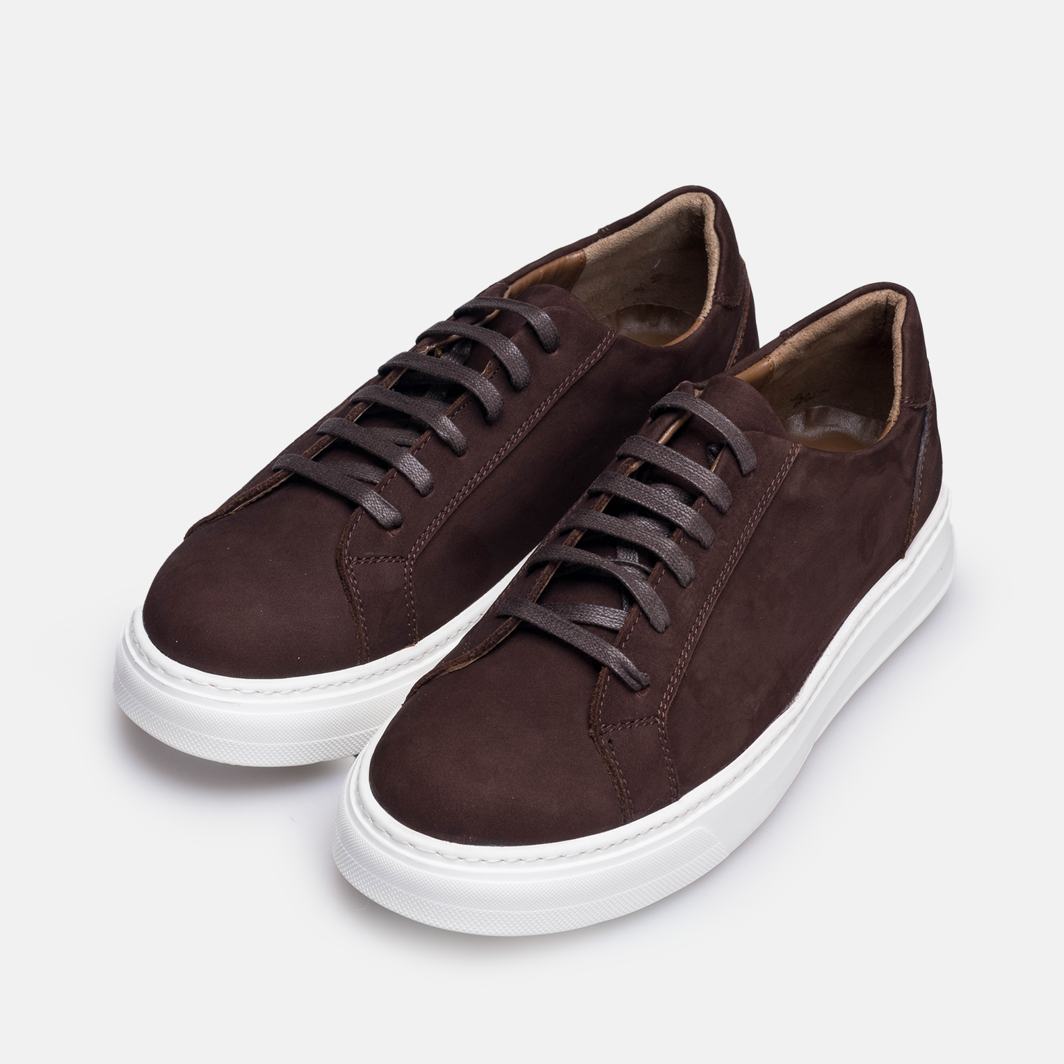 Volzak 6041 Nubuck sneaker Brown