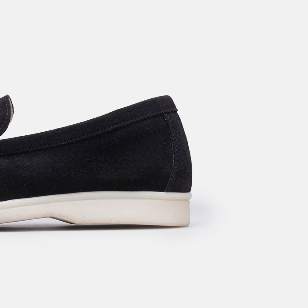 Volzak 32 Black Suede Shoe