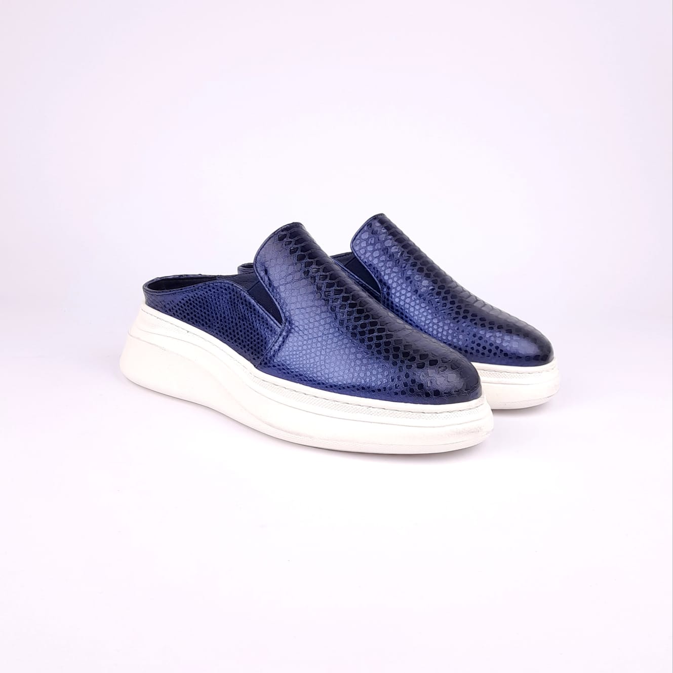 Volzak 02 Mule en cuir Bleu