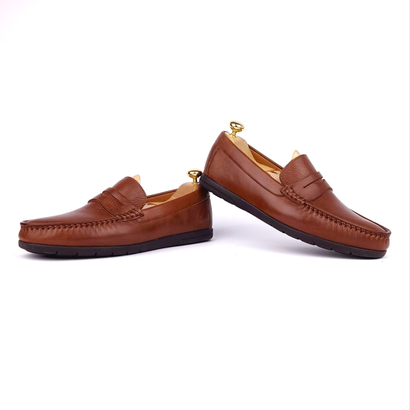 Volzak 099 Mocassin en cuir camel