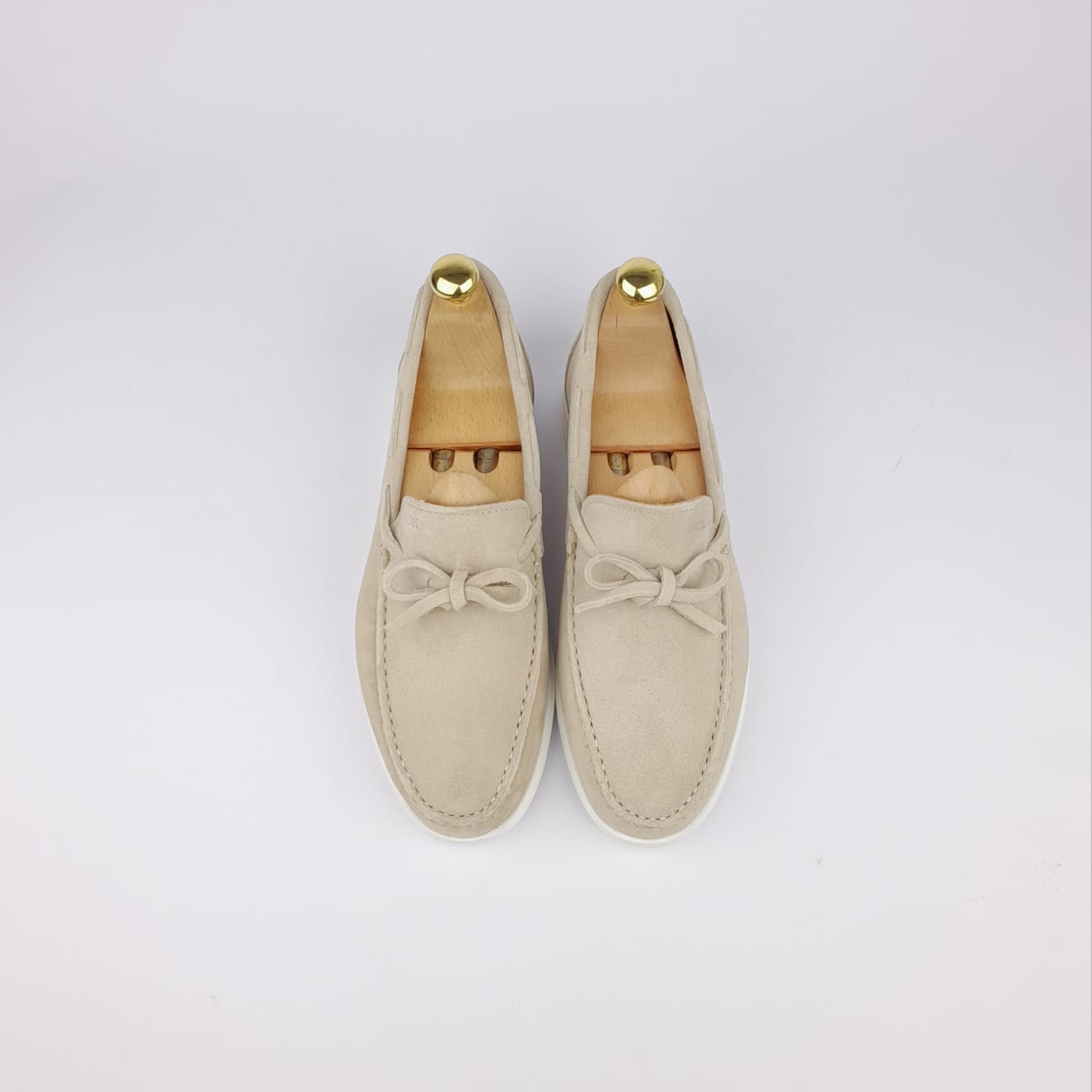 Volzak 05 Beige suede moccasin